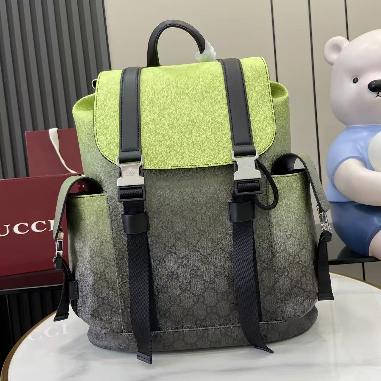 Gucci Chroma Large Backpack - DesignerGu