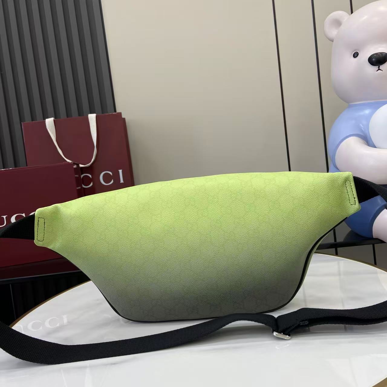 Gucci Chroma Large Belt Bag - DesignerGu