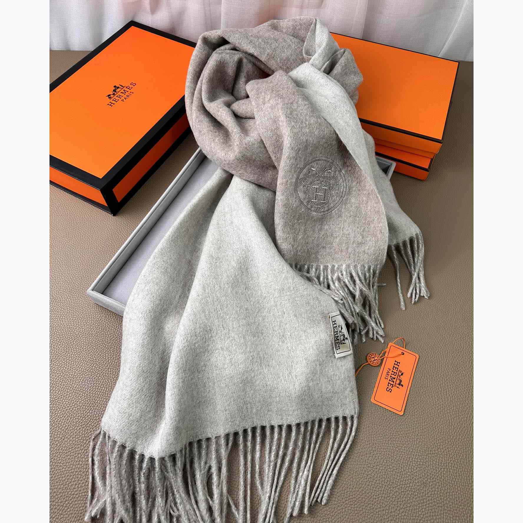 Hermès double-sided cashwool scarf - DesignerGu