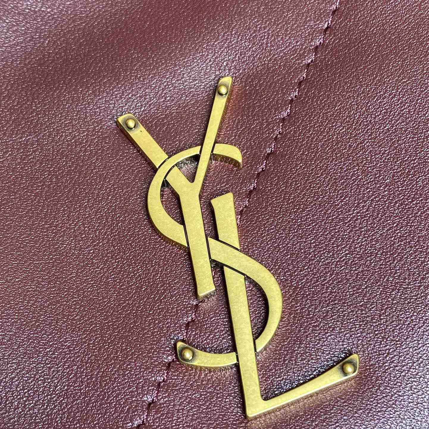 Saint Laurent Jamie Pochon In Lambskin - DesignerGu