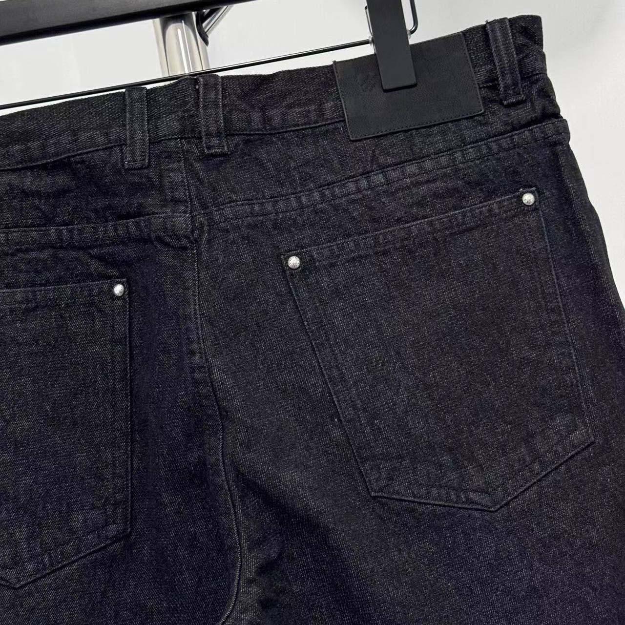 Louis Vuitton Monogram Destroy Denim Pants - DesignerGu