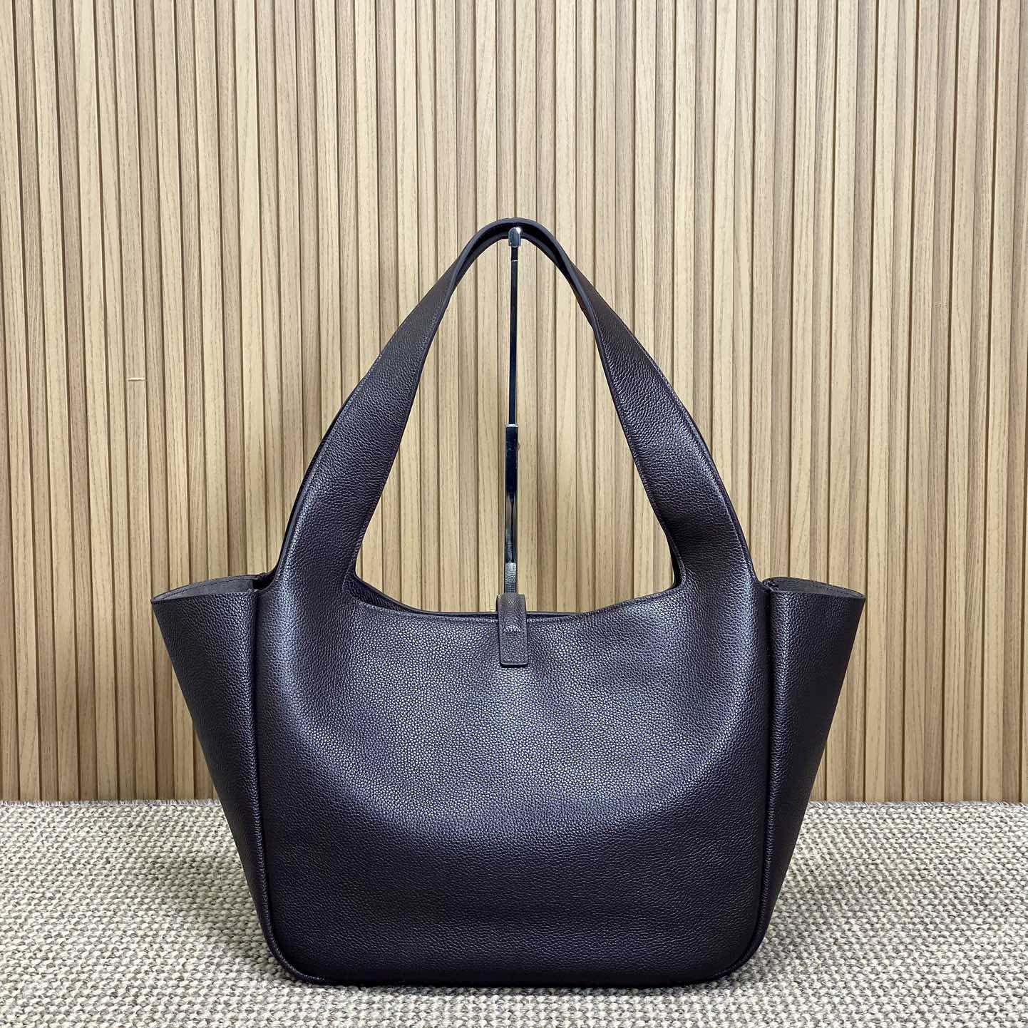 Saint Laurent LE 5 À 7 Bea In Grained Leather - DesignerGu