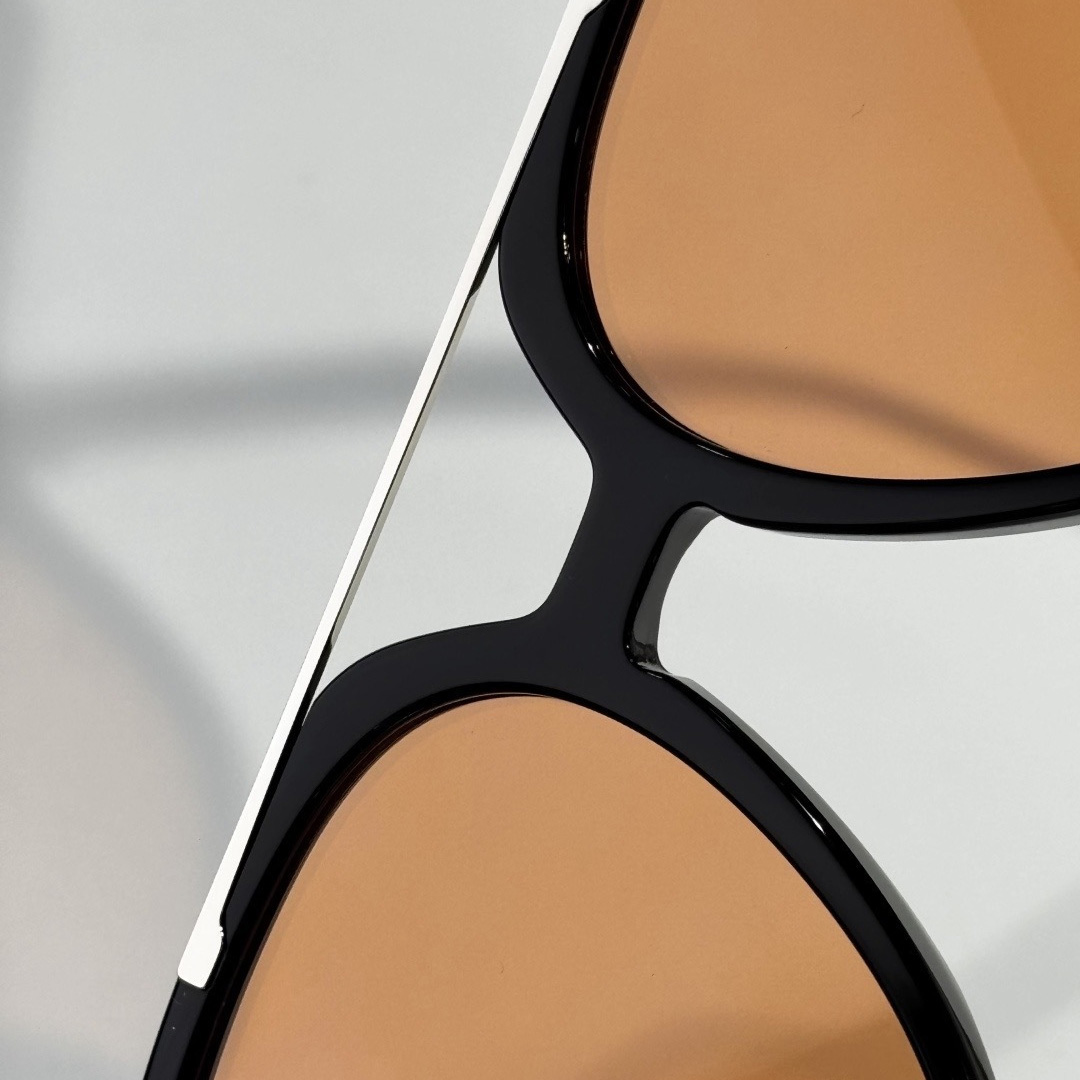 Saint Laurent SL545 Sunglasses   - DesignerGu