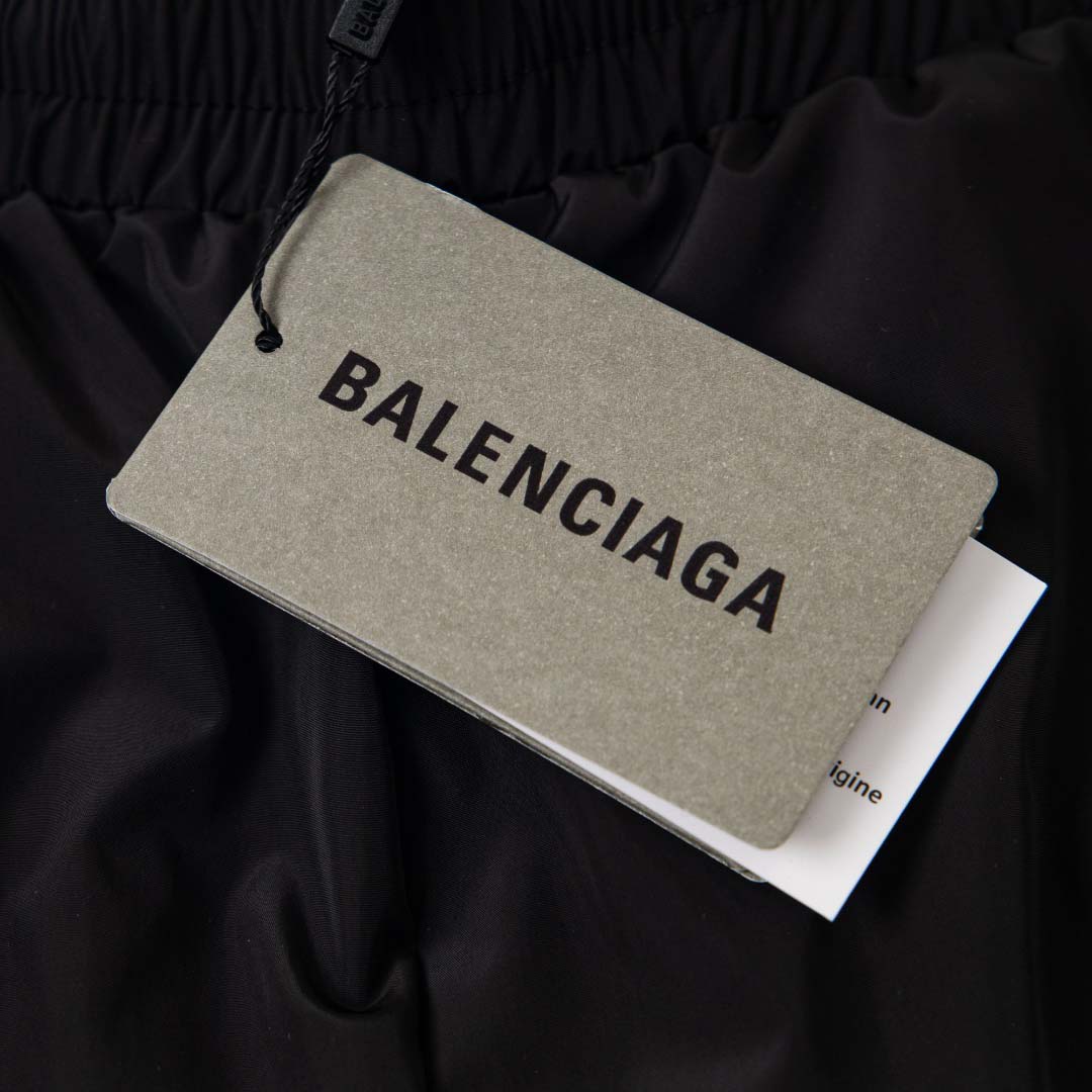 Balenciaga Black Large Tracksuit Pants - DesignerGu