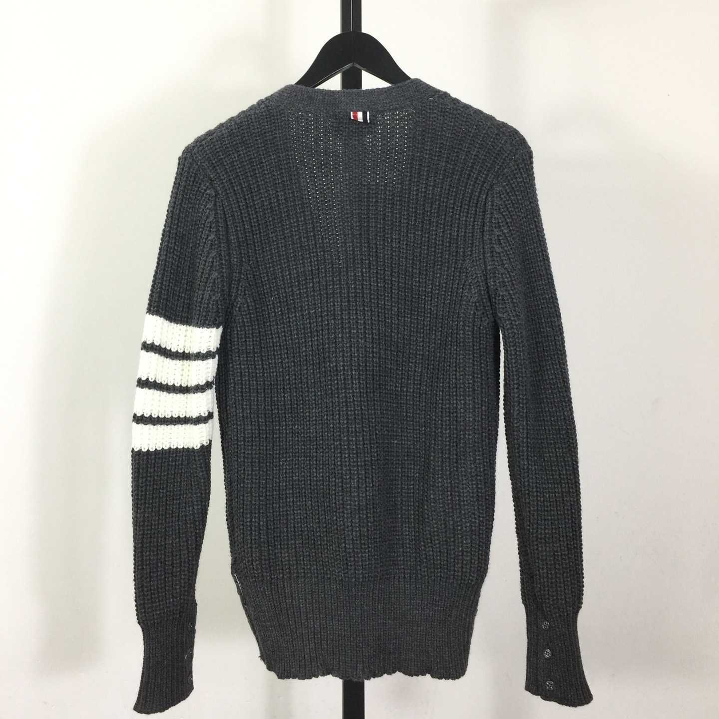 Thom Browne 4-Bar Cardigan - DesignerGu