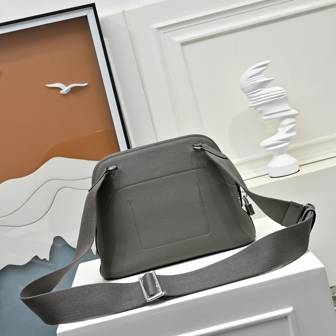 Hermès Bolide Messenger Bag - DesignerGu