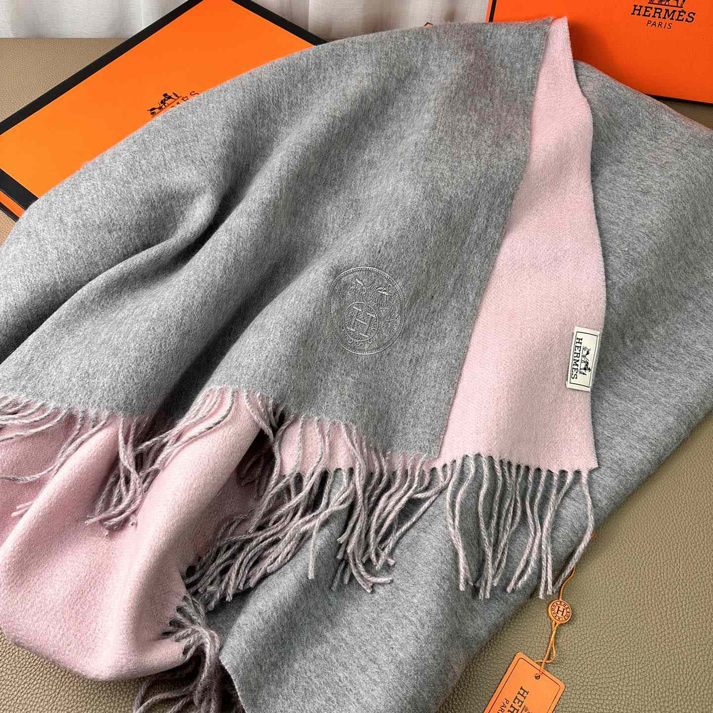 Hermès double-sided cashwool scarf - DesignerGu