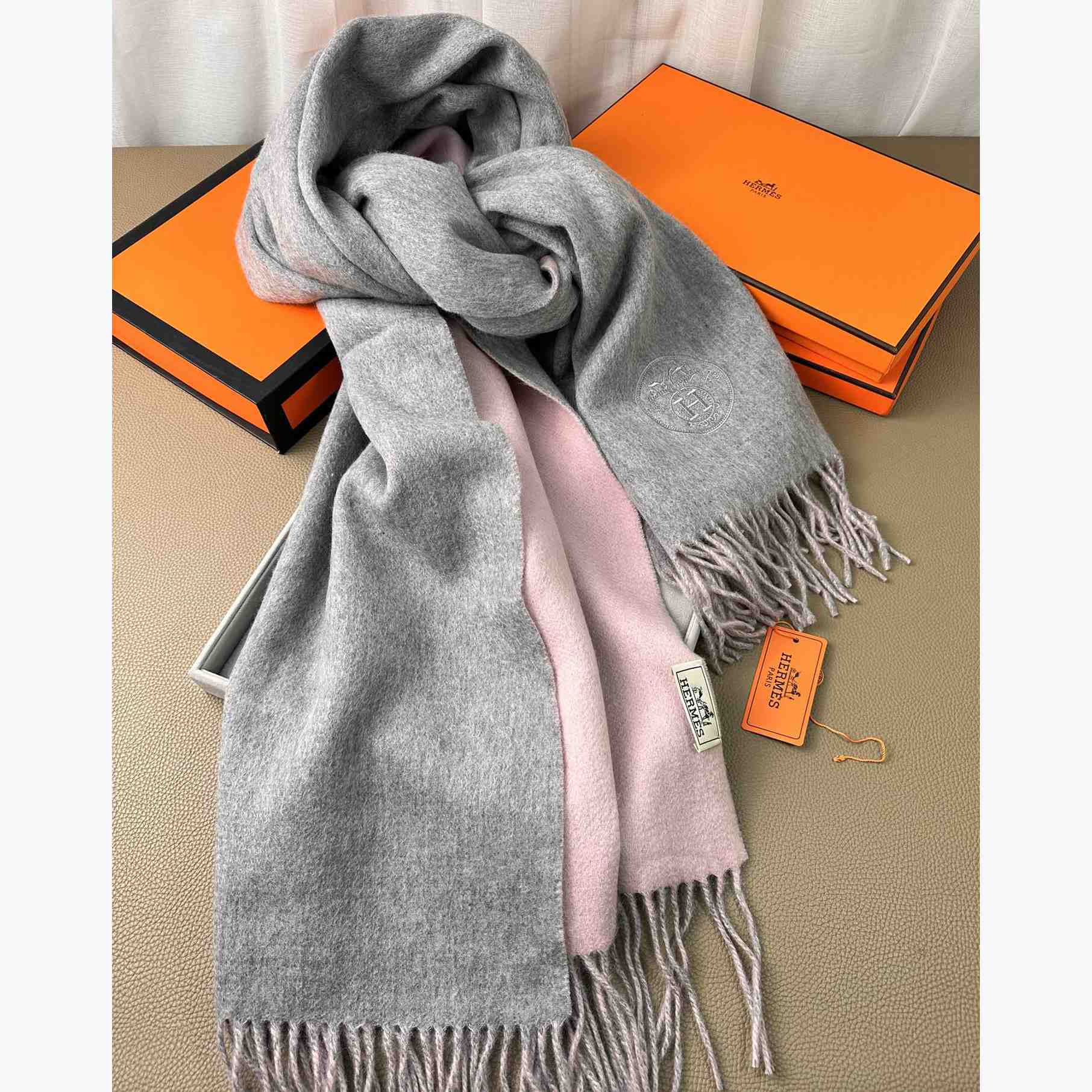 Hermès double-sided cashwool scarf - DesignerGu