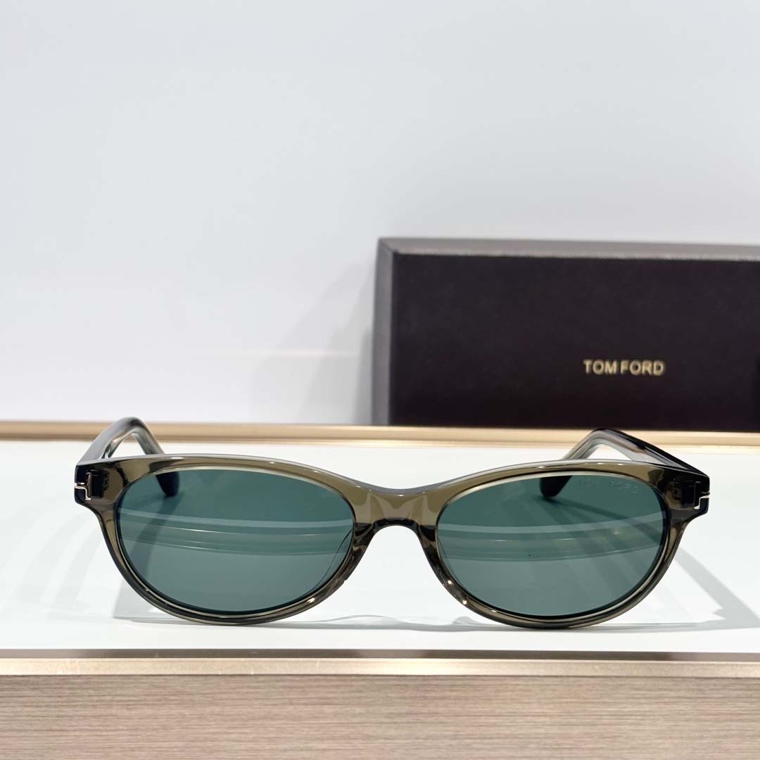 Tom Ford TF1310 Sunglasses - DesignerGu