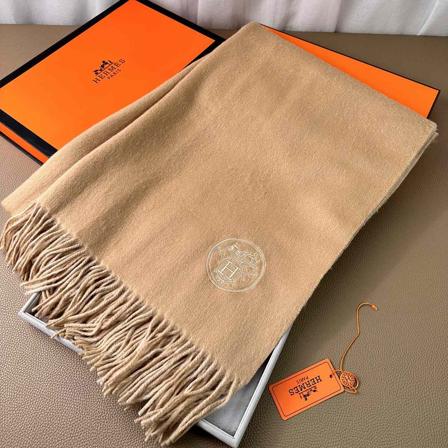 Hermès double-sided cashwool scarf - DesignerGu