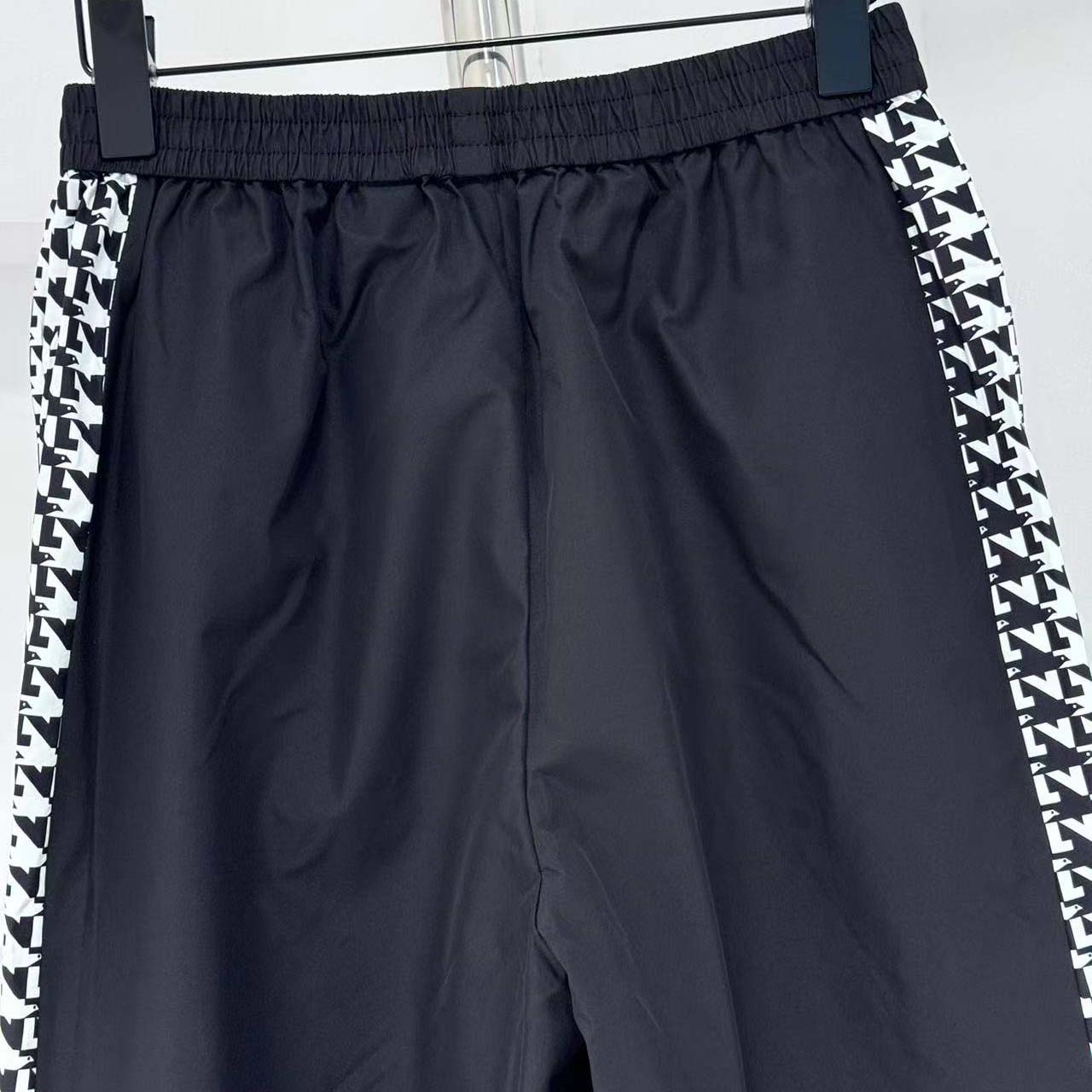 Louis Vuitton Technical Jogpants - DesignerGu