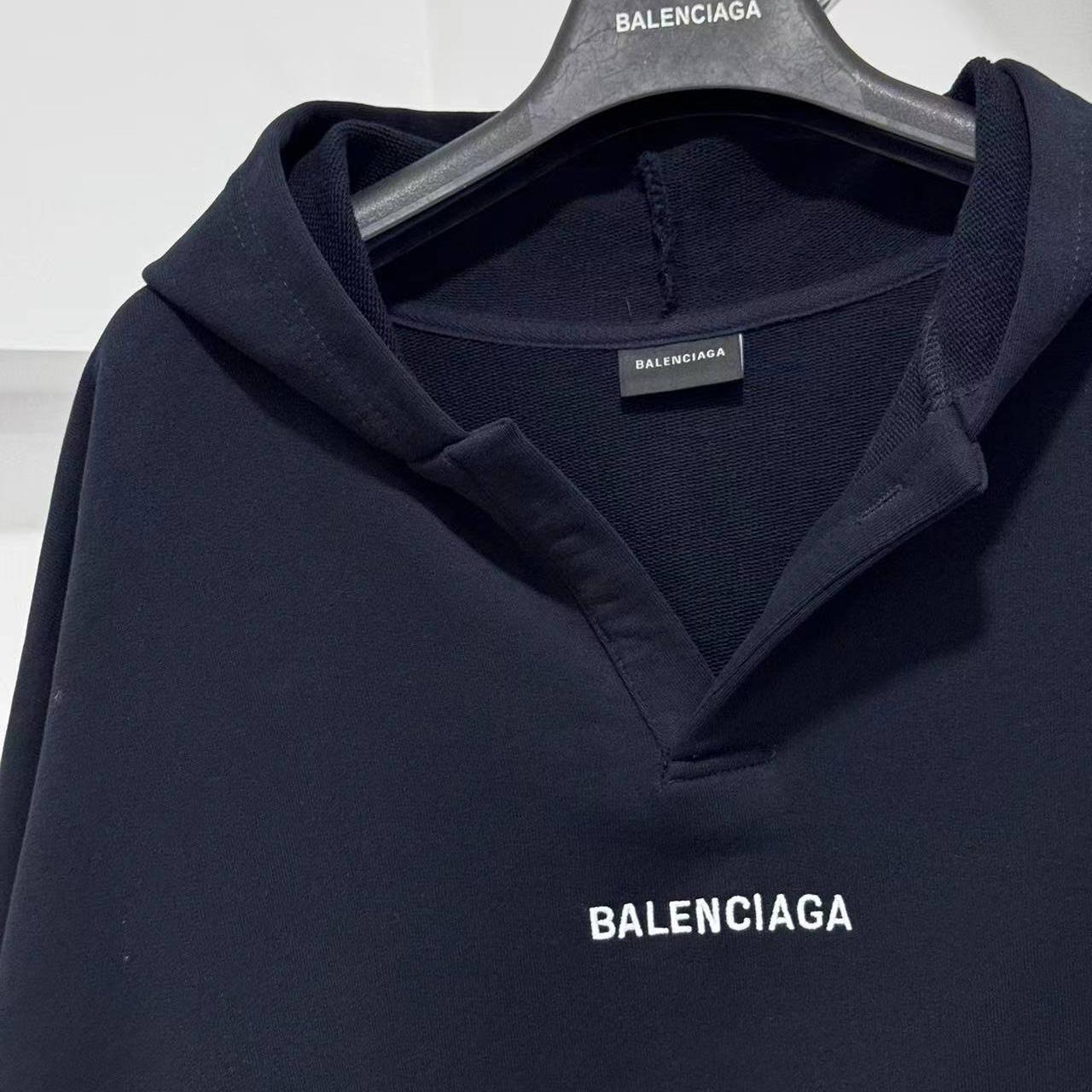 Balenciaga Logo-detail Cotton Hoodie - DesignerGu