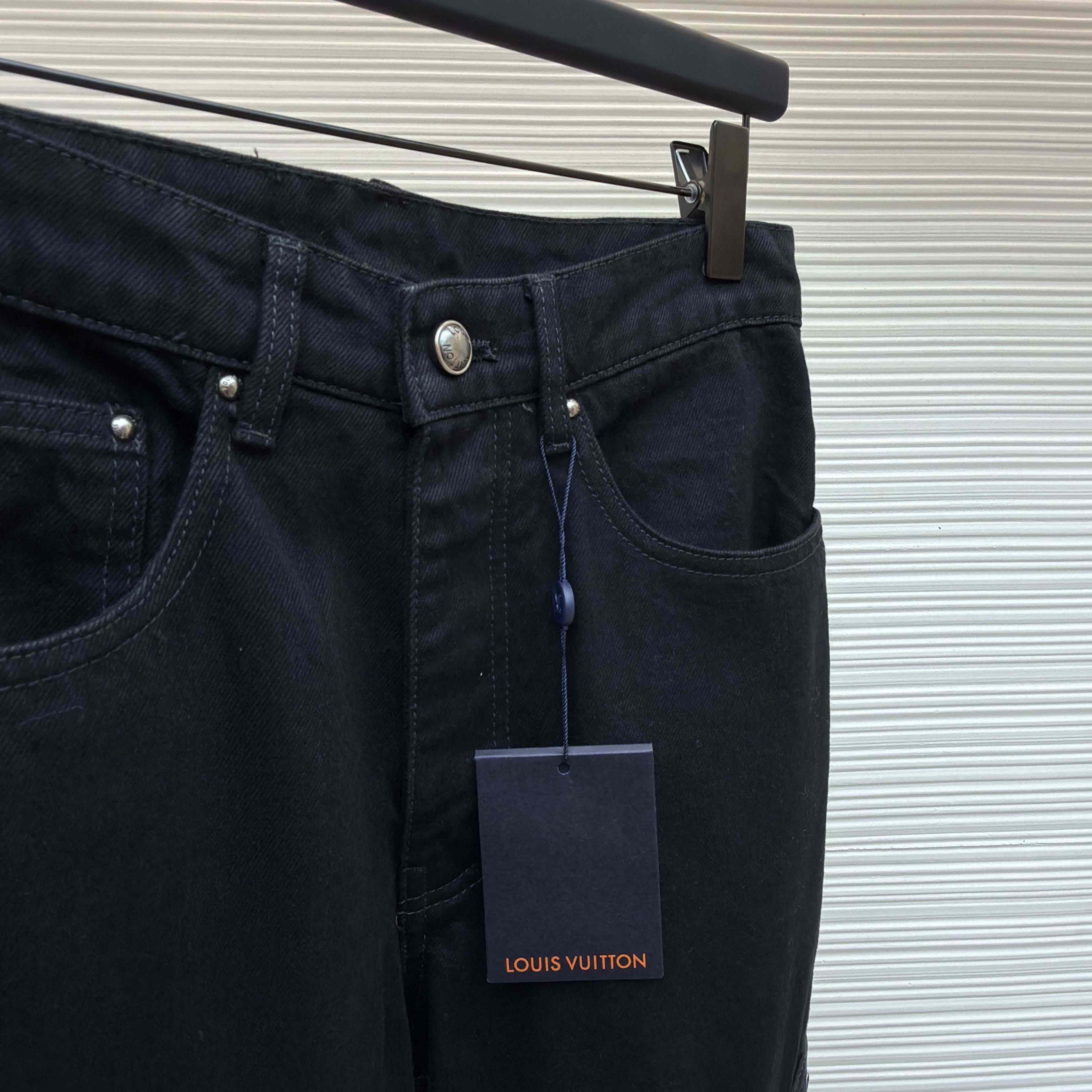 Louis Vuitton Monogram Destroy Denim Pants - DesignerGu