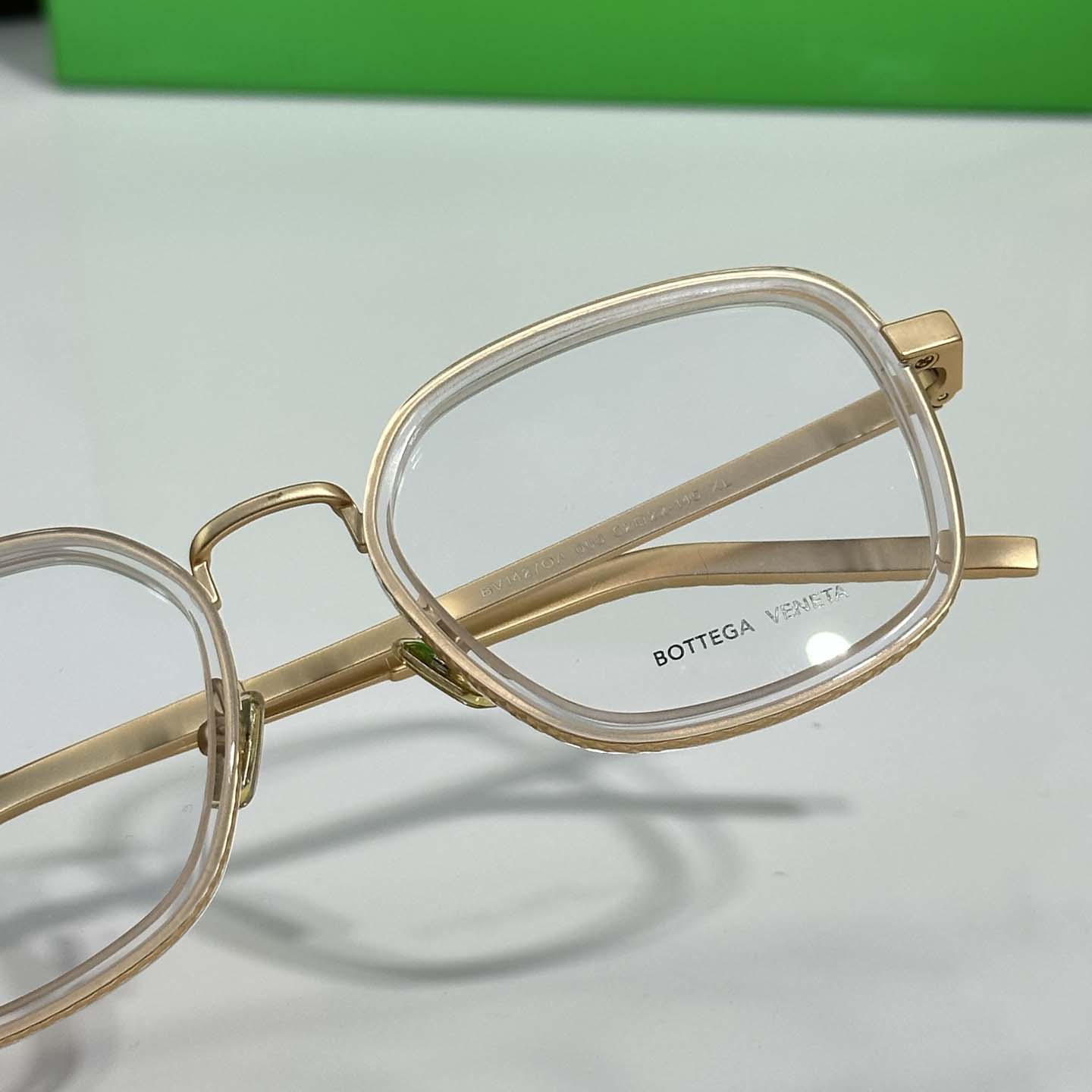 Bottega Veneta BV1427OA Sunglasses   - DesignerGu