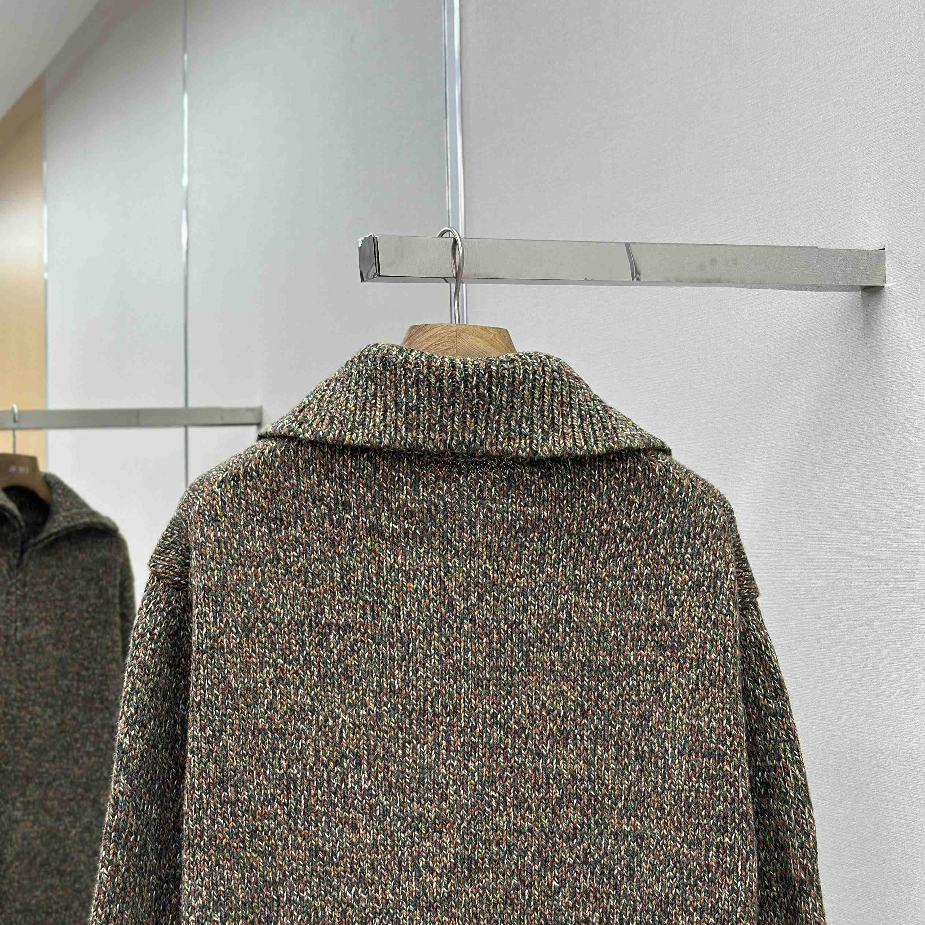 Loro Piana Cashmere Half-Zip Rollneck Sweater - DesignerGu