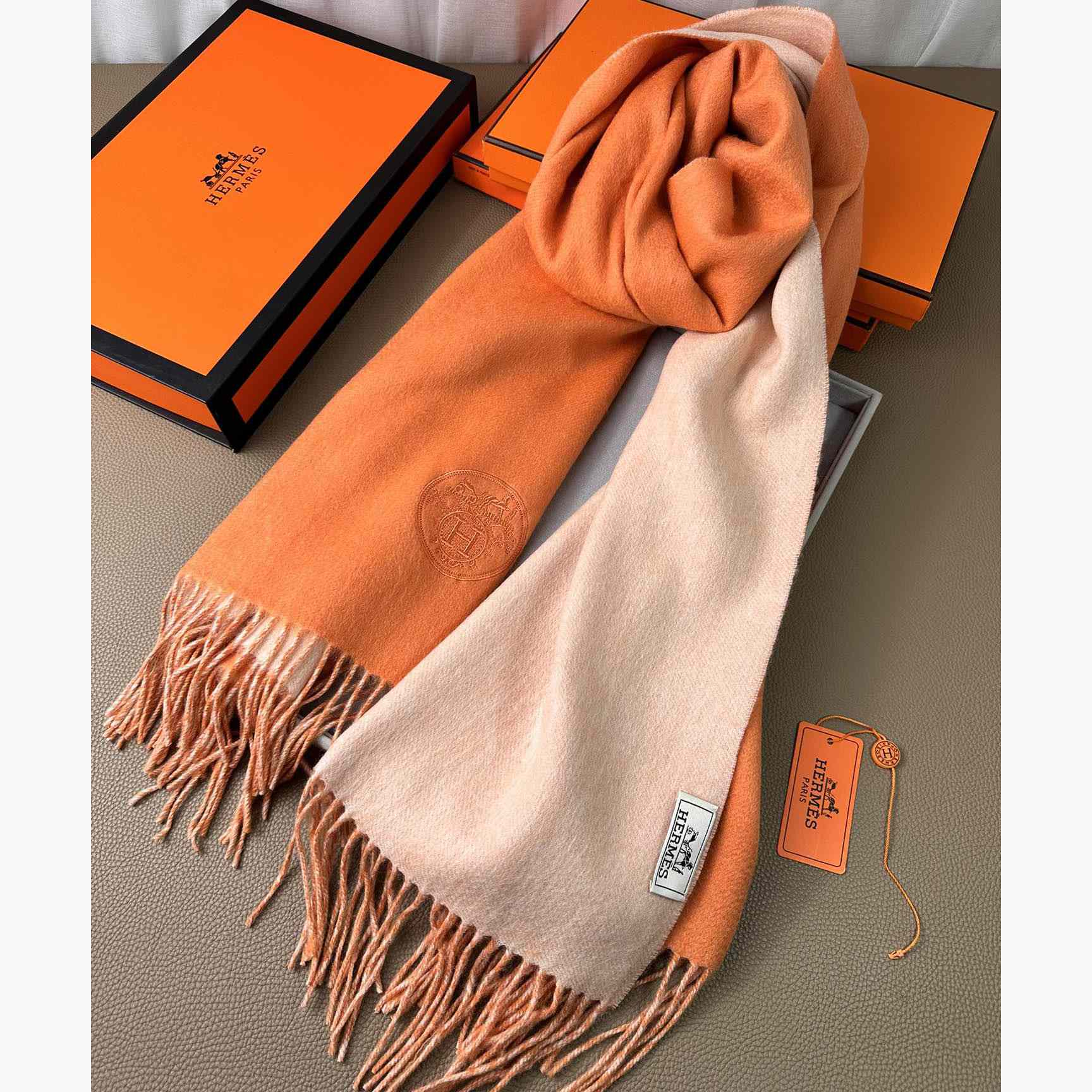 Hermès double-sided cashwool scarf - DesignerGu