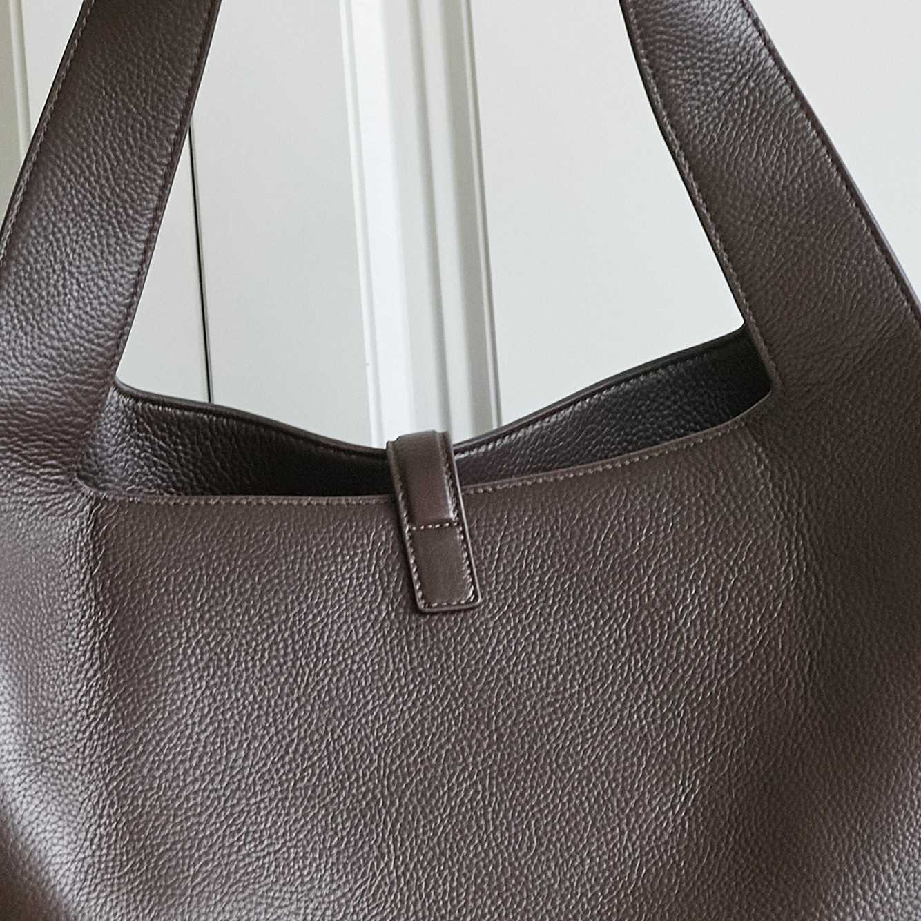 Saint Laurent LE 5 À 7 Bea In Grained Leather - DesignerGu