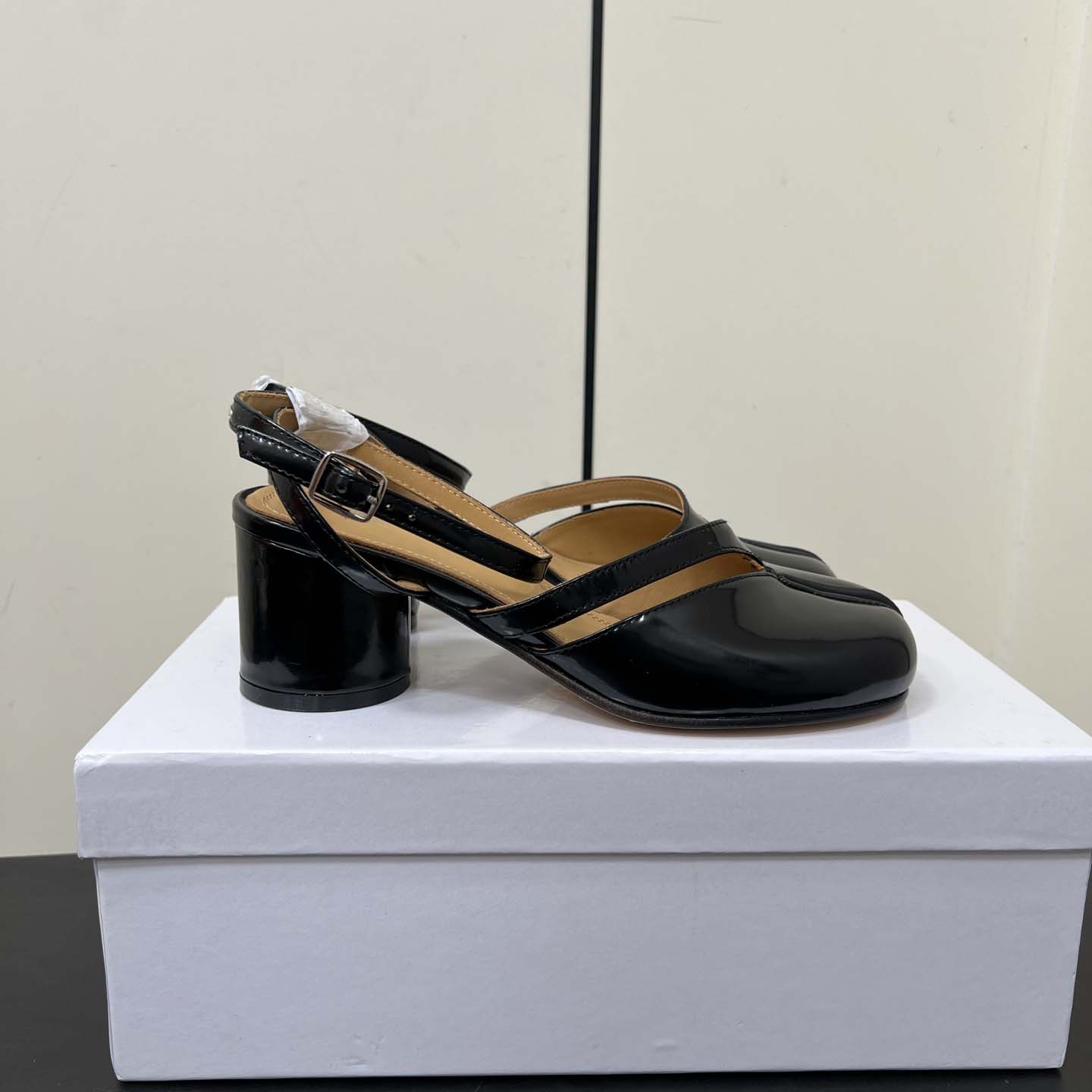 Maison Margiela Tabi Pump Sandals - DesignerGu