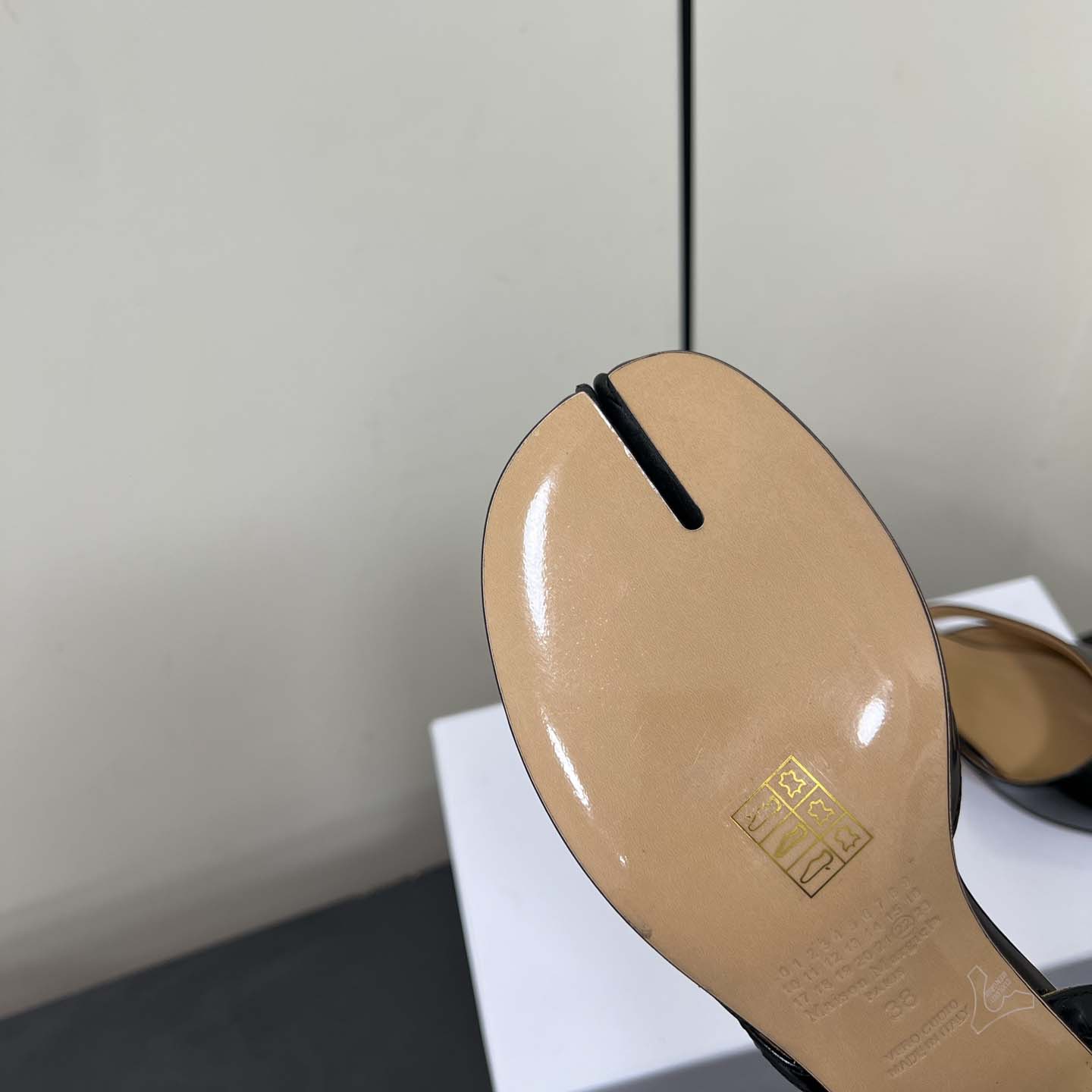 Maison Margiela Tabi Pump Sandals - DesignerGu