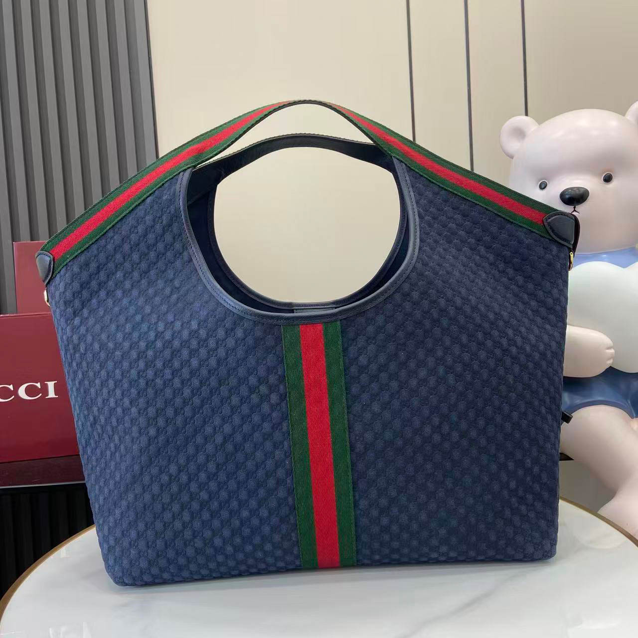 Gucci Giglio Large Tote Bag - DesignerGu