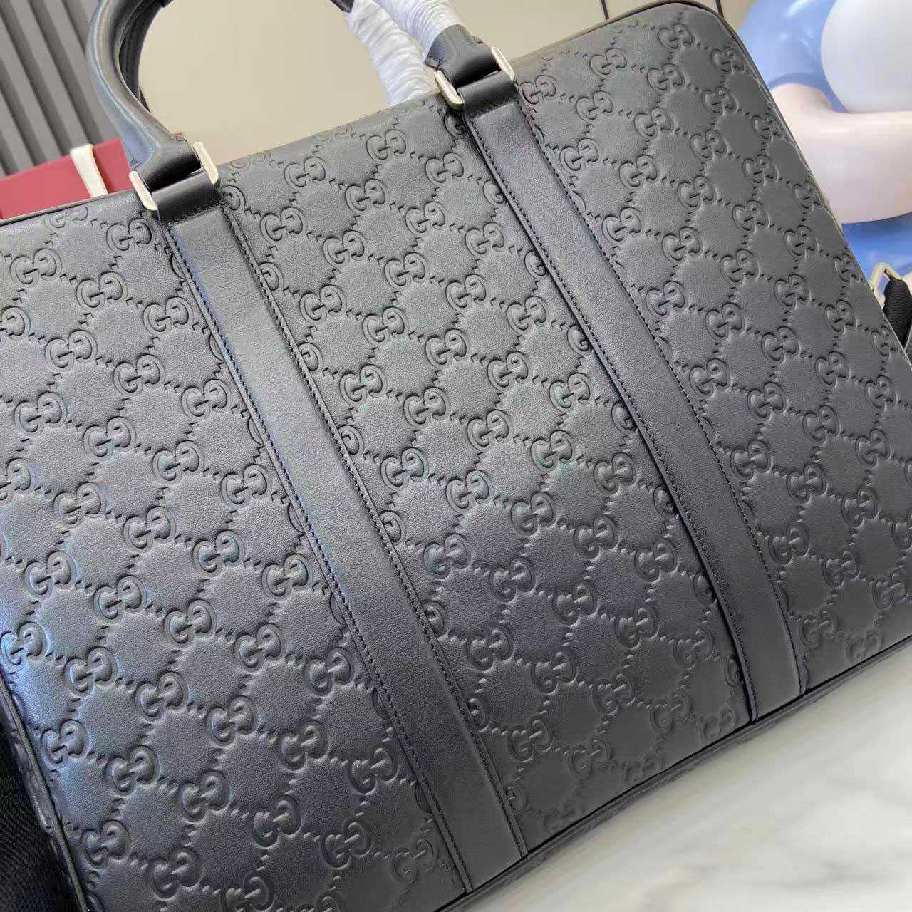 Gucci  GG Emblem Large Briefcase 850222 - DesignerGu