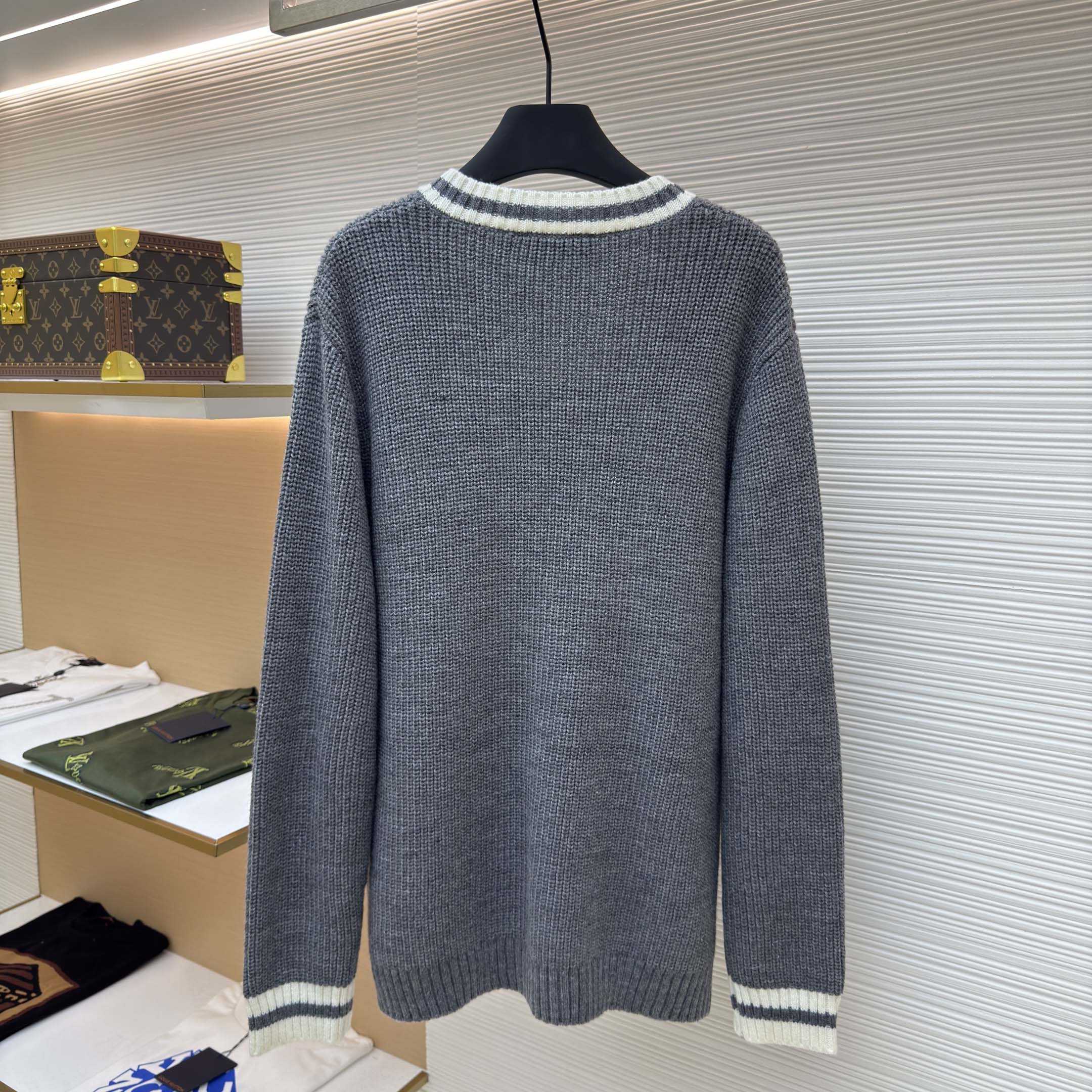 Miu Miu Wool And Cashmere V-neck Sweater - DesignerGu