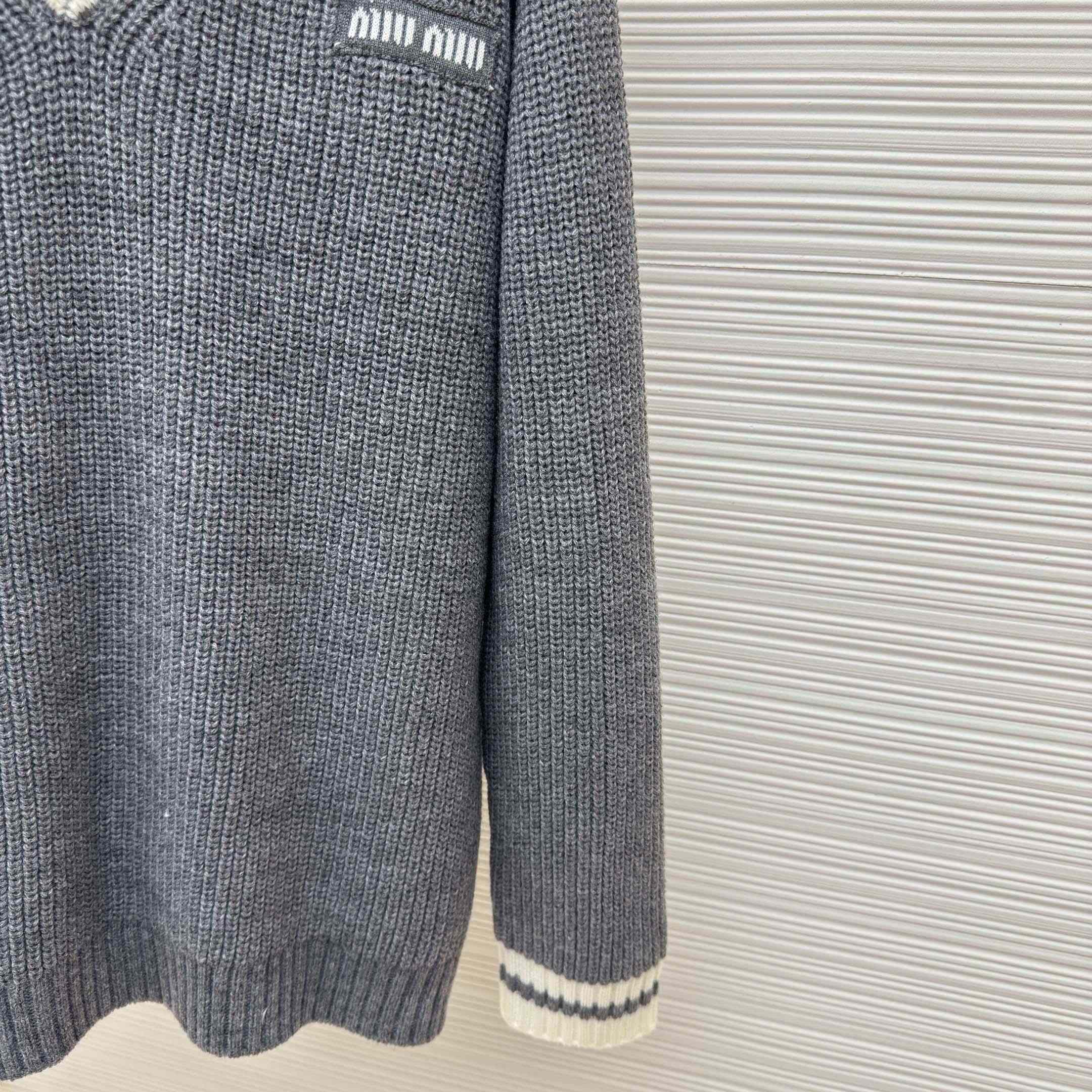 Miu Miu Wool And Cashmere V-neck Sweater - DesignerGu