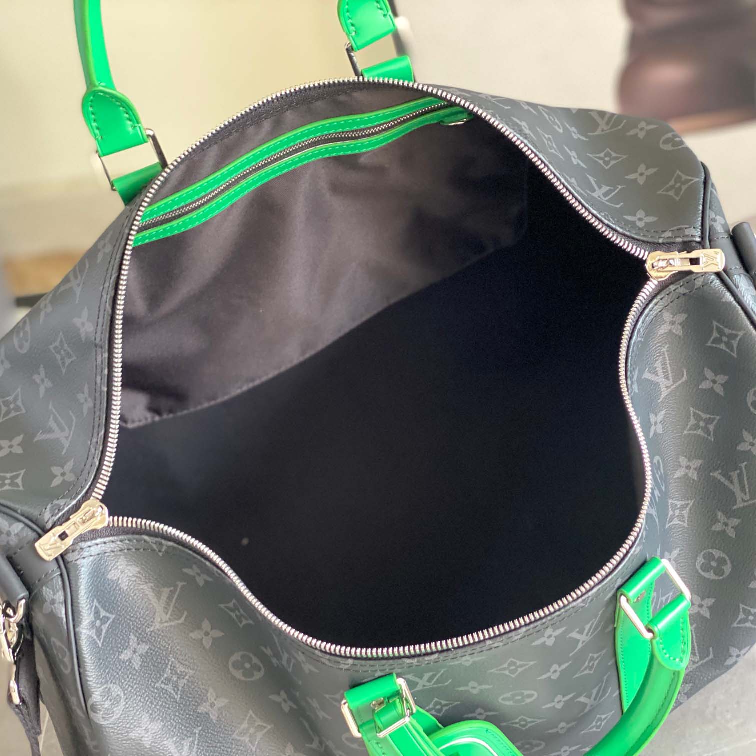 Louis Vuitton Keepall Bandoulière 50   M26434 - DesignerGu