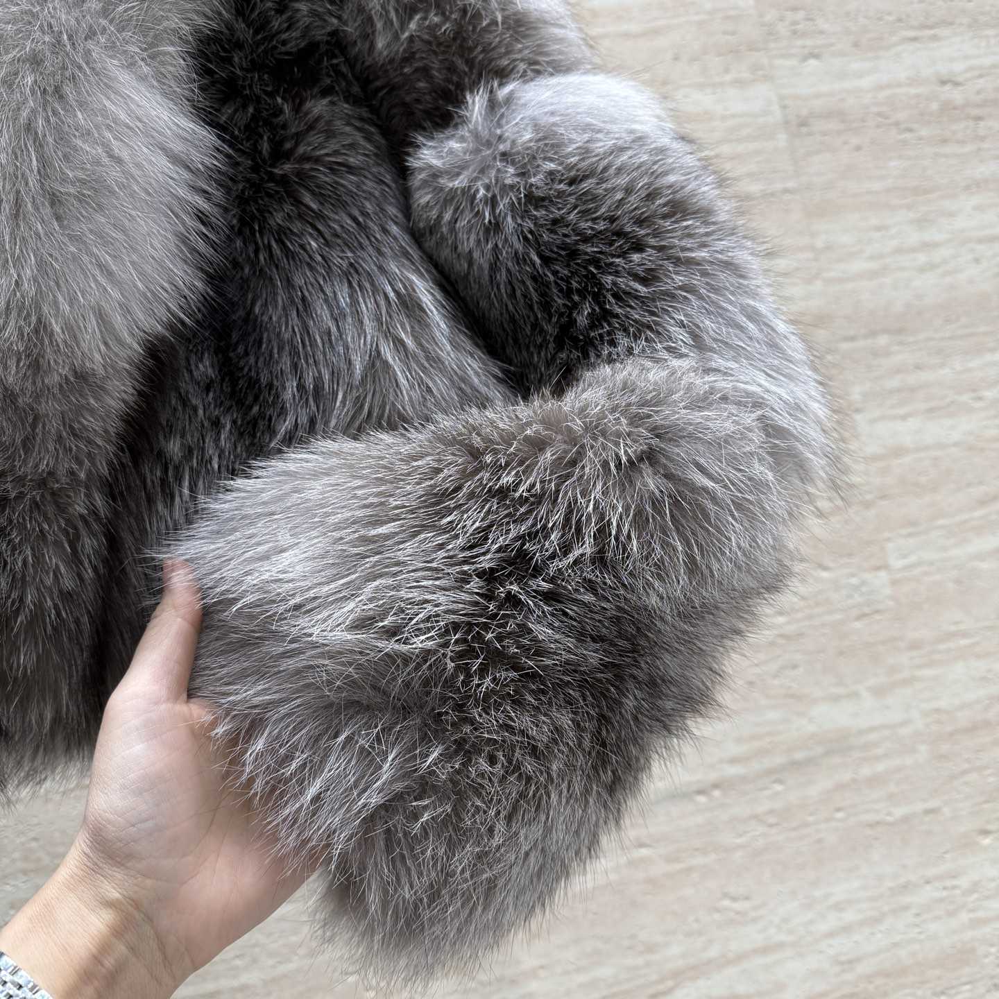 Fendi Fox Fur Cropped Turn Down Collar Coat - DesignerGu