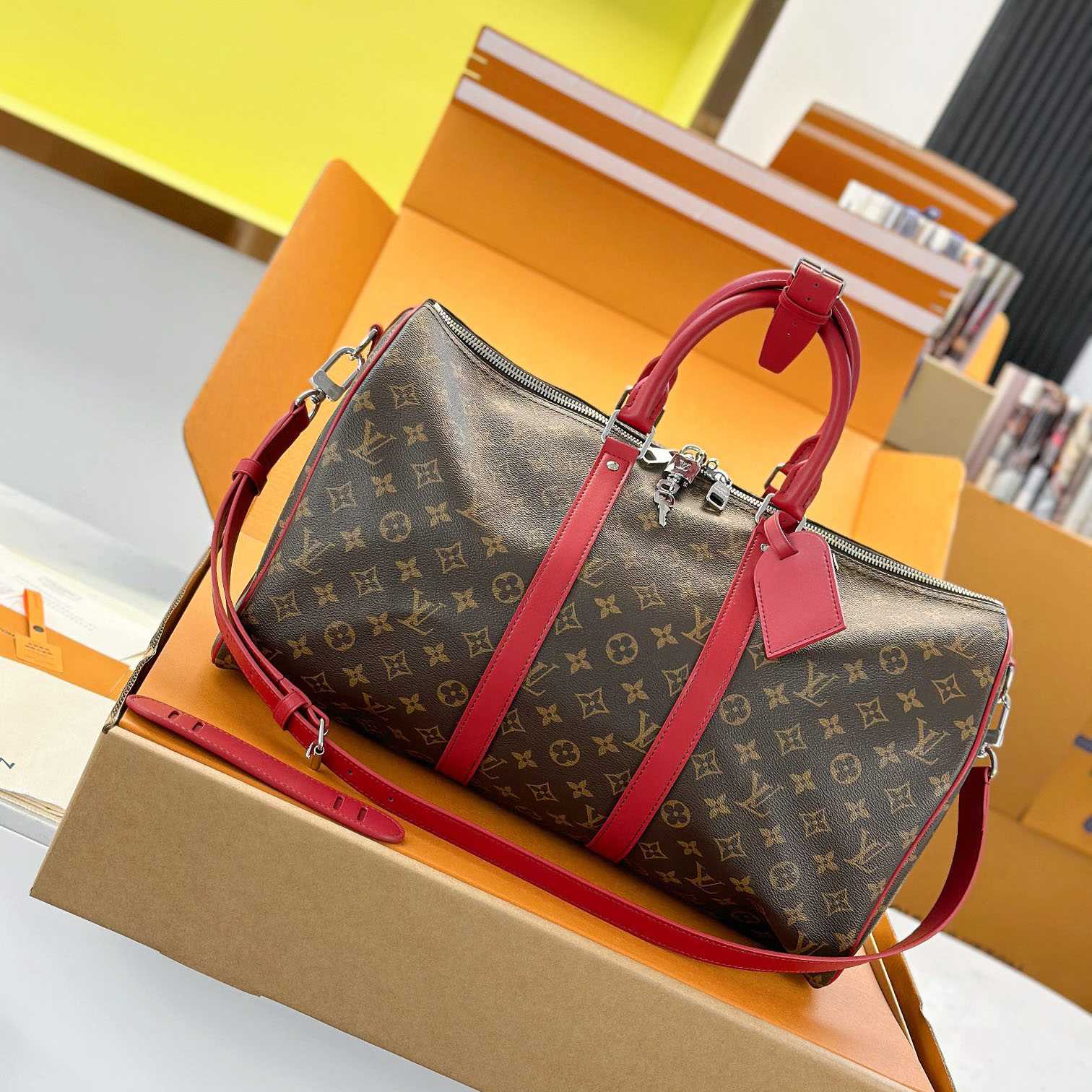 Louis Vuitton Keepall Bandoulière 45 M13808 - DesignerGu