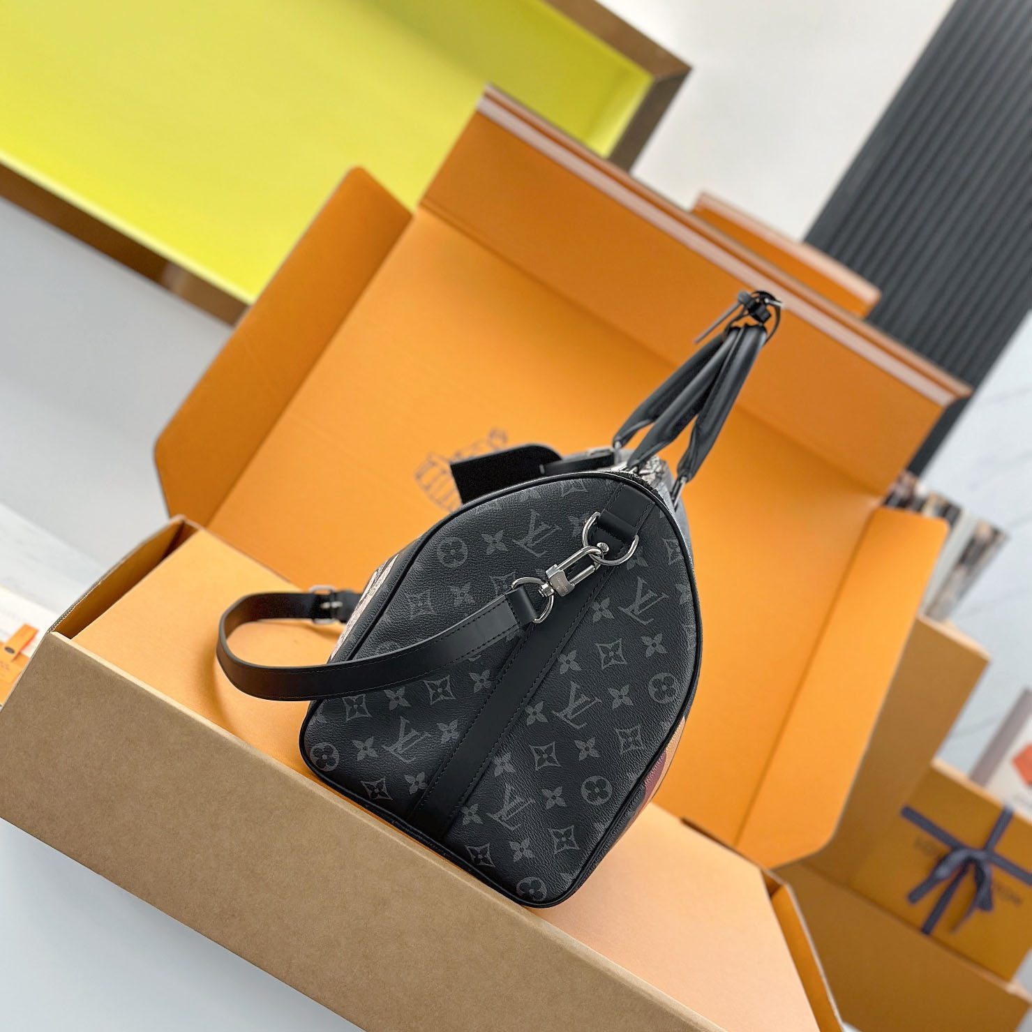 Louis VuittonKeepall Bandoulière 45 Mon Monogram P01949 - DesignerGu