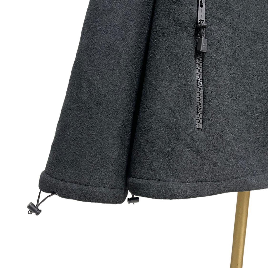 Miu Miu Fleece Sweatshirt 'Black'    60035 - DesignerGu