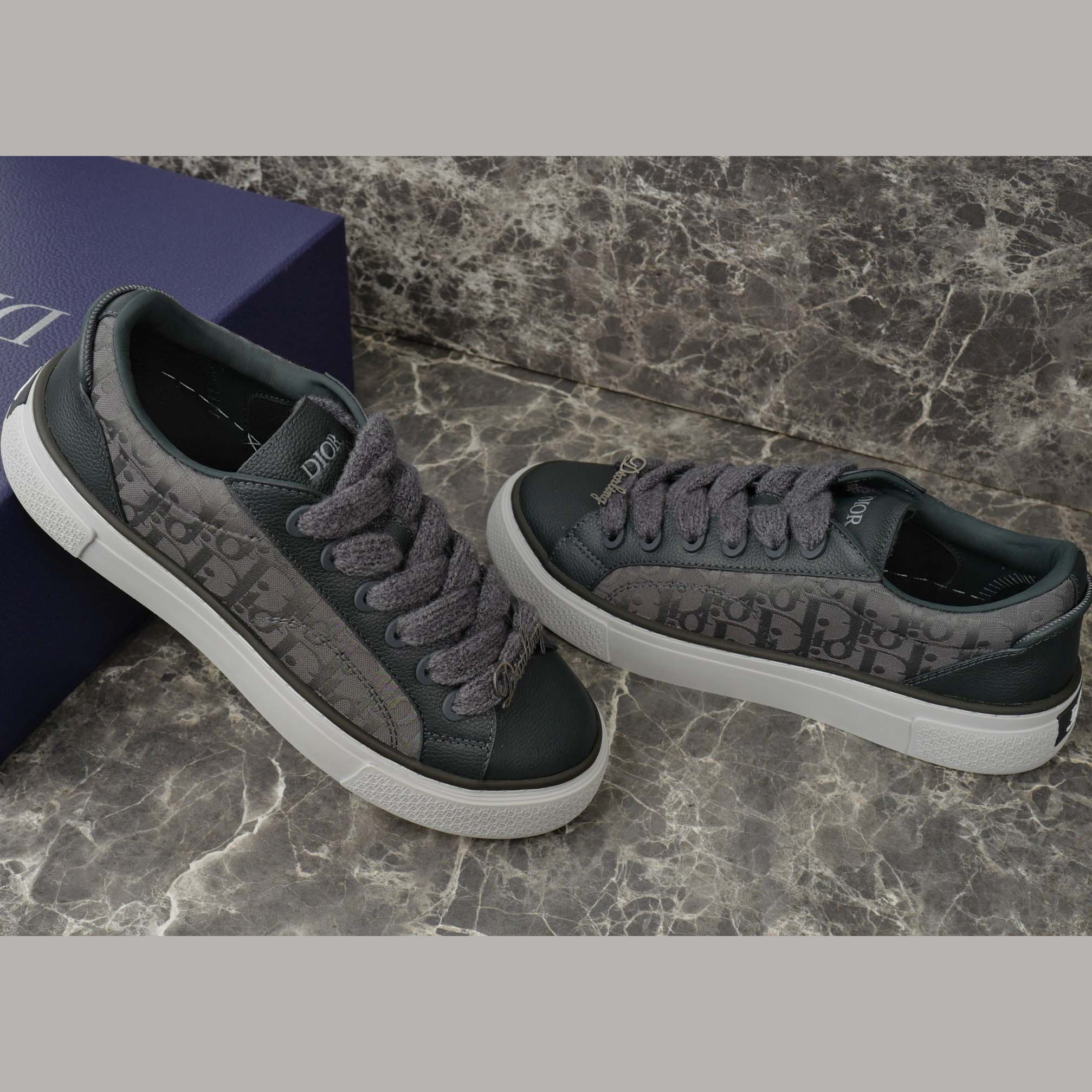 Dior B33 Spin Sneaker - DesignerGu