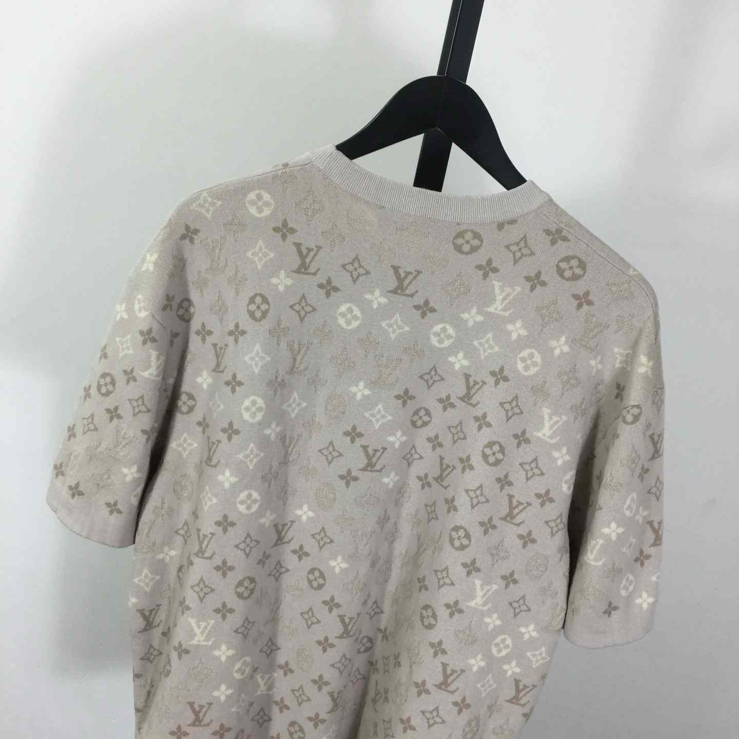 Louis Vuitton Monogram Short-Sleeved Crewneck   1AJBTD - DesignerGu