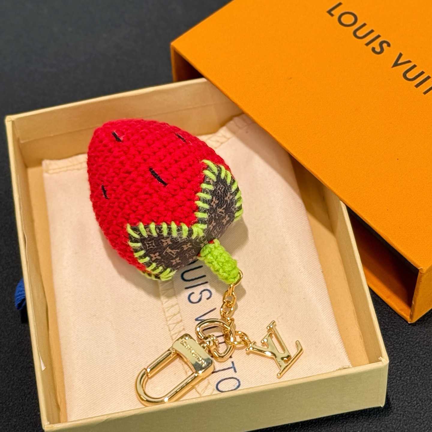 Louis Vuitton Berrylicious Crochet Bag Charm   M02583 - DesignerGu