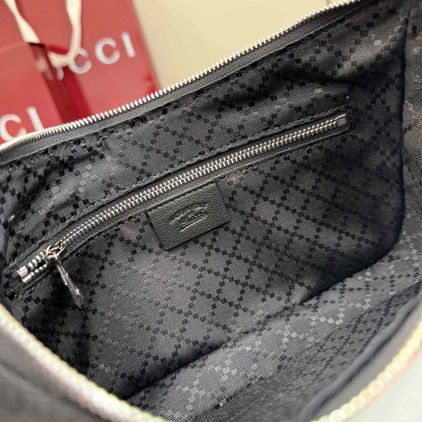 Gucci Lunetta Small Crossbody Bag 863406 - DesignerGu