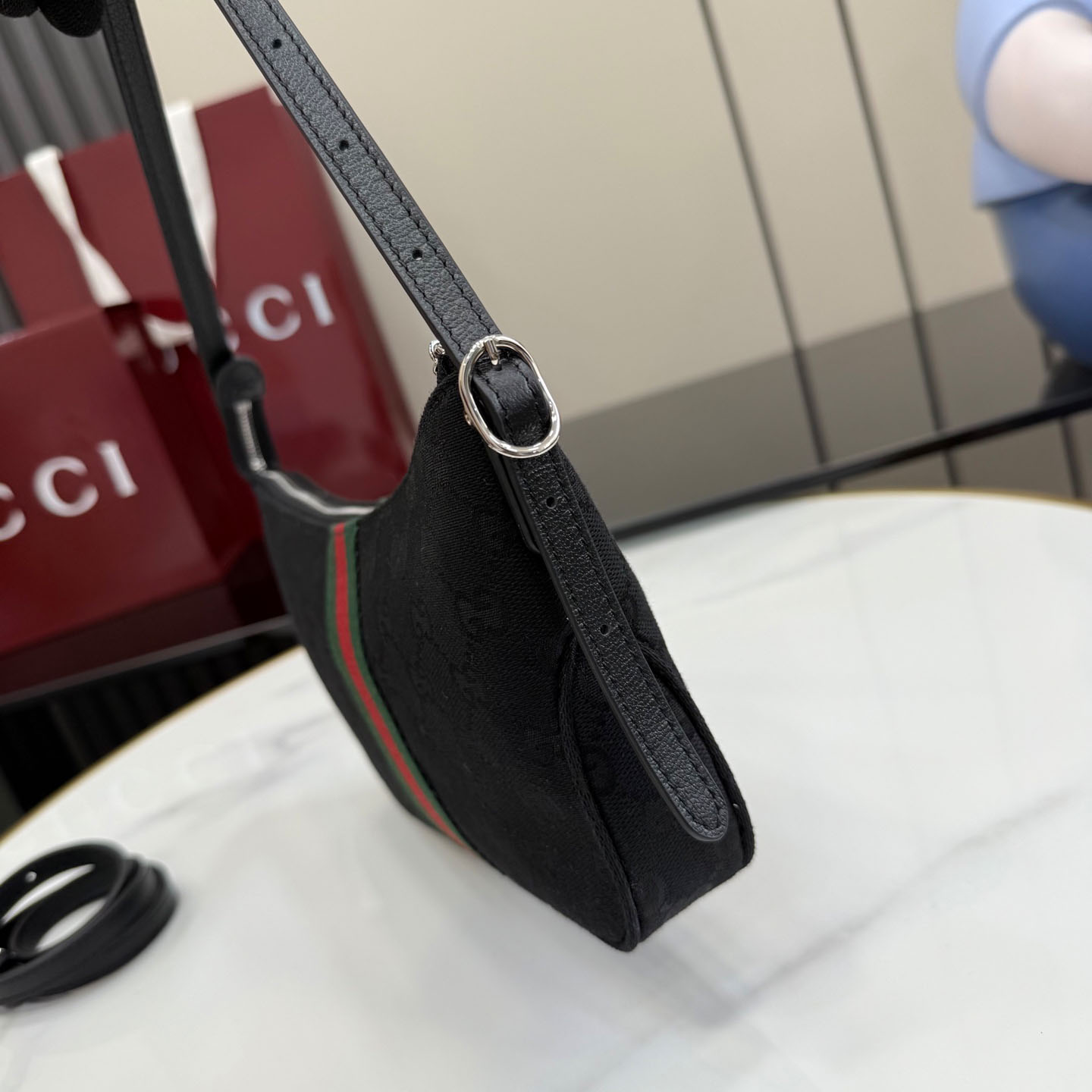 Gucci Lunetta Small Crossbody Bag 863406 - DesignerGu