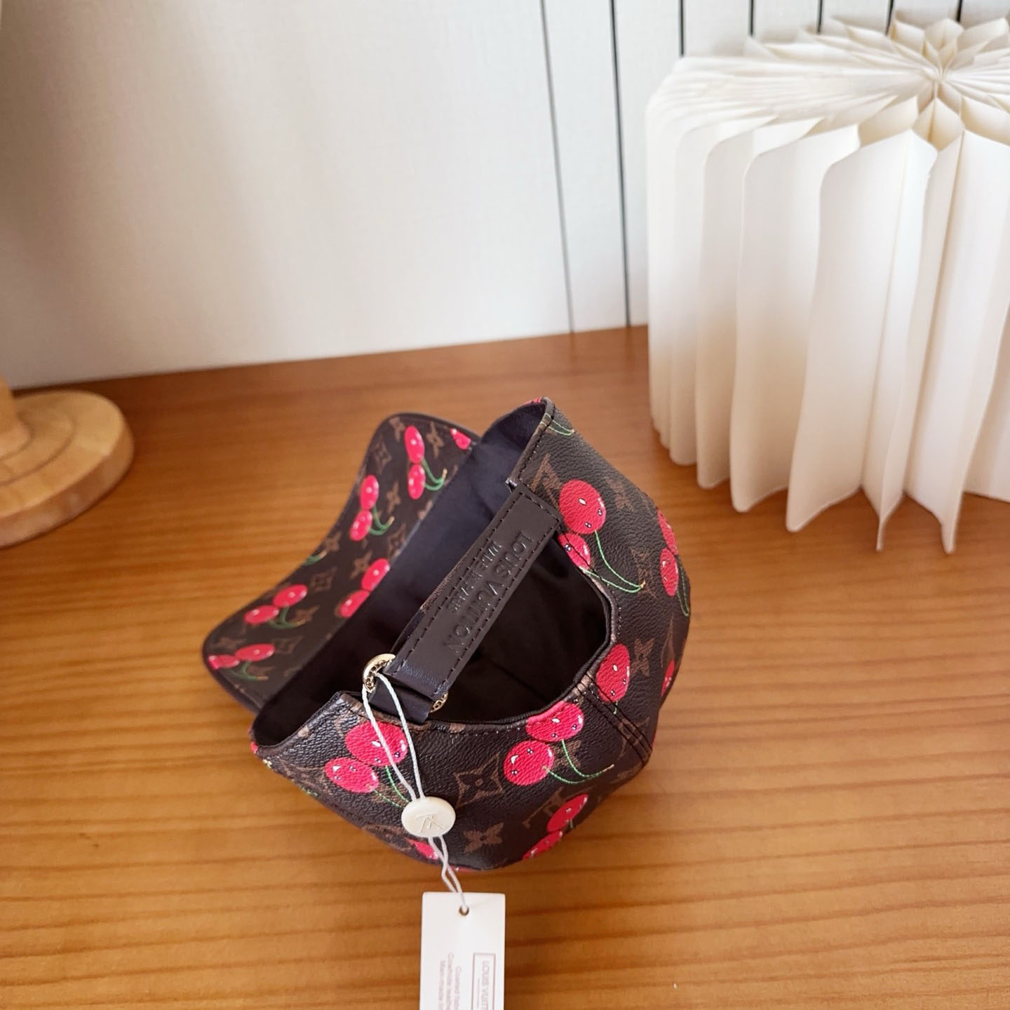 Louis Vuitton Cap - DesignerGu