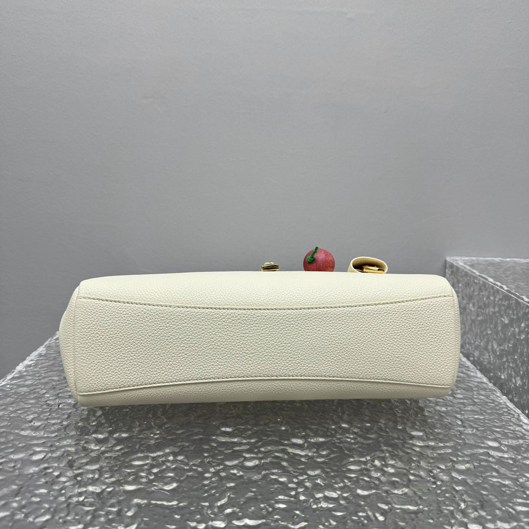 Loro Piana Extra Softy Bag L33  - DesignerGu