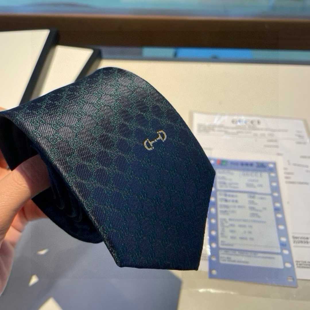 Gucci GG Silk Jacquard Tie - DesignerGu