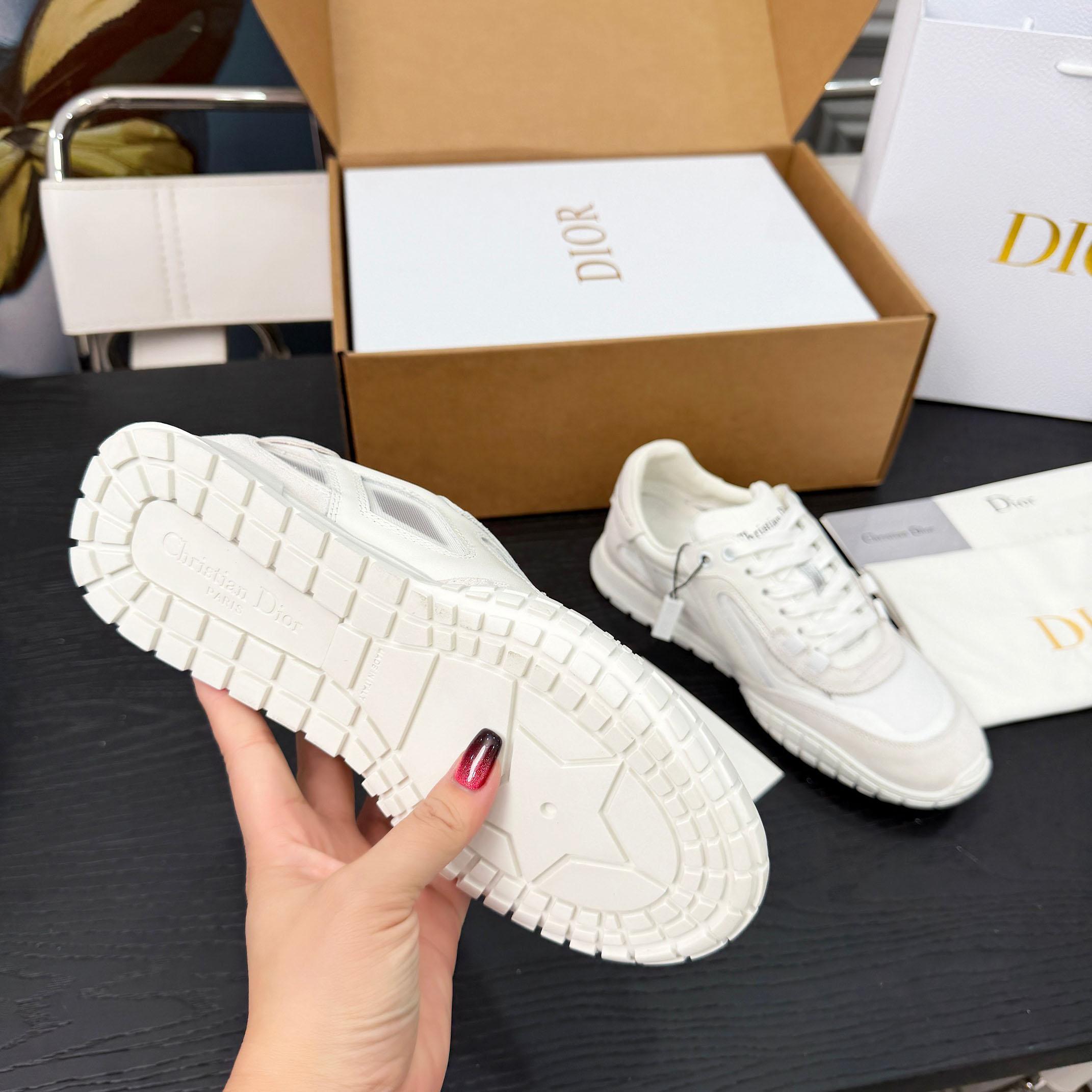 Dior Tech Sneaker - DesignerGu
