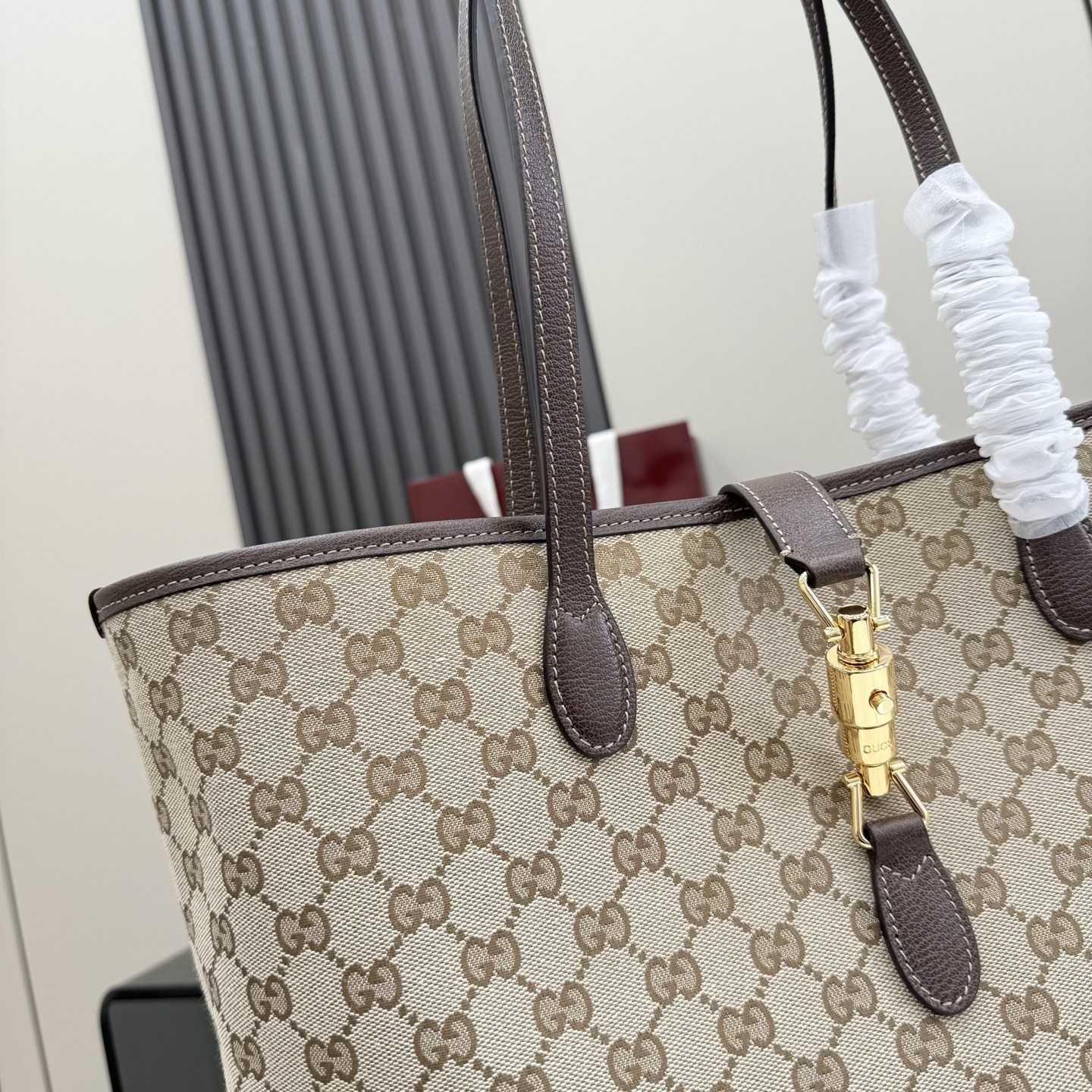 Gucci Jackie Medium Tote Bag - DesignerGu