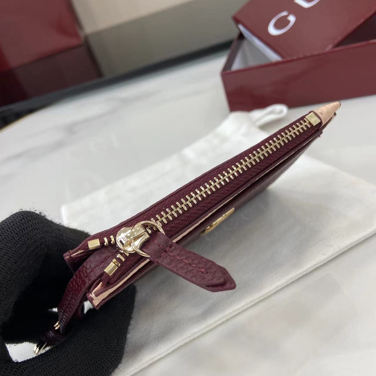 Gucci Bi-color GG Marmont Zip Key Pouch - DesignerGu