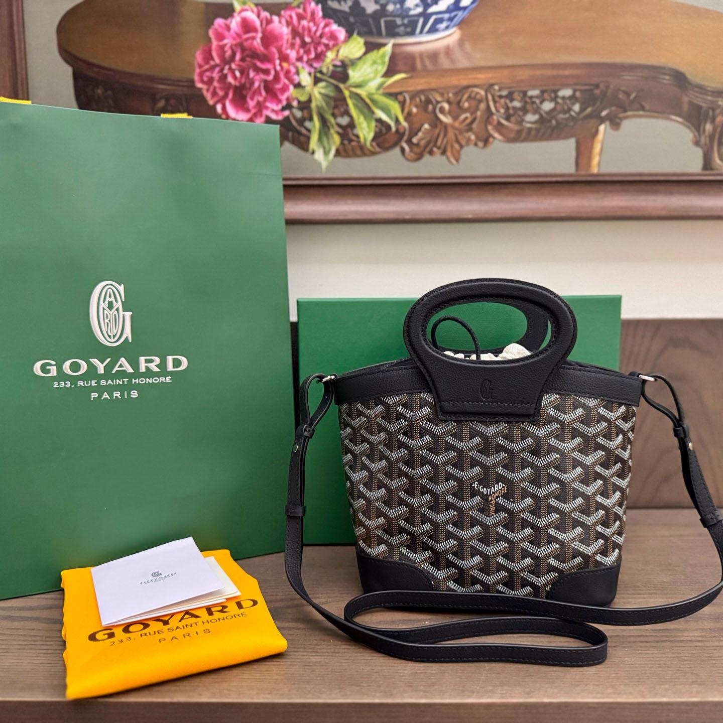 Goyard Beluga Mini Bag - DesignerGu