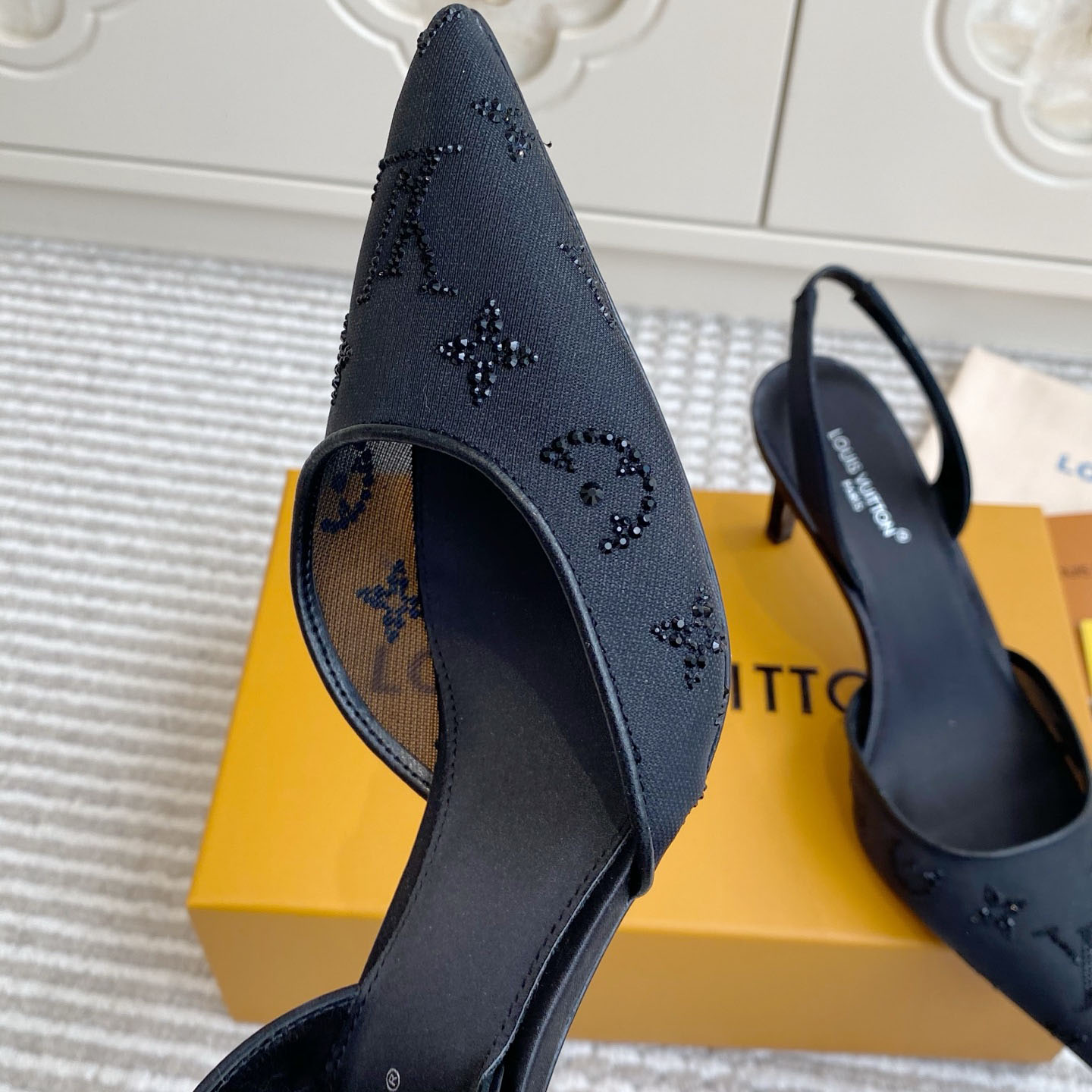 Louis Vuitton Gala Slingback Pump 1AJMZS - DesignerGu