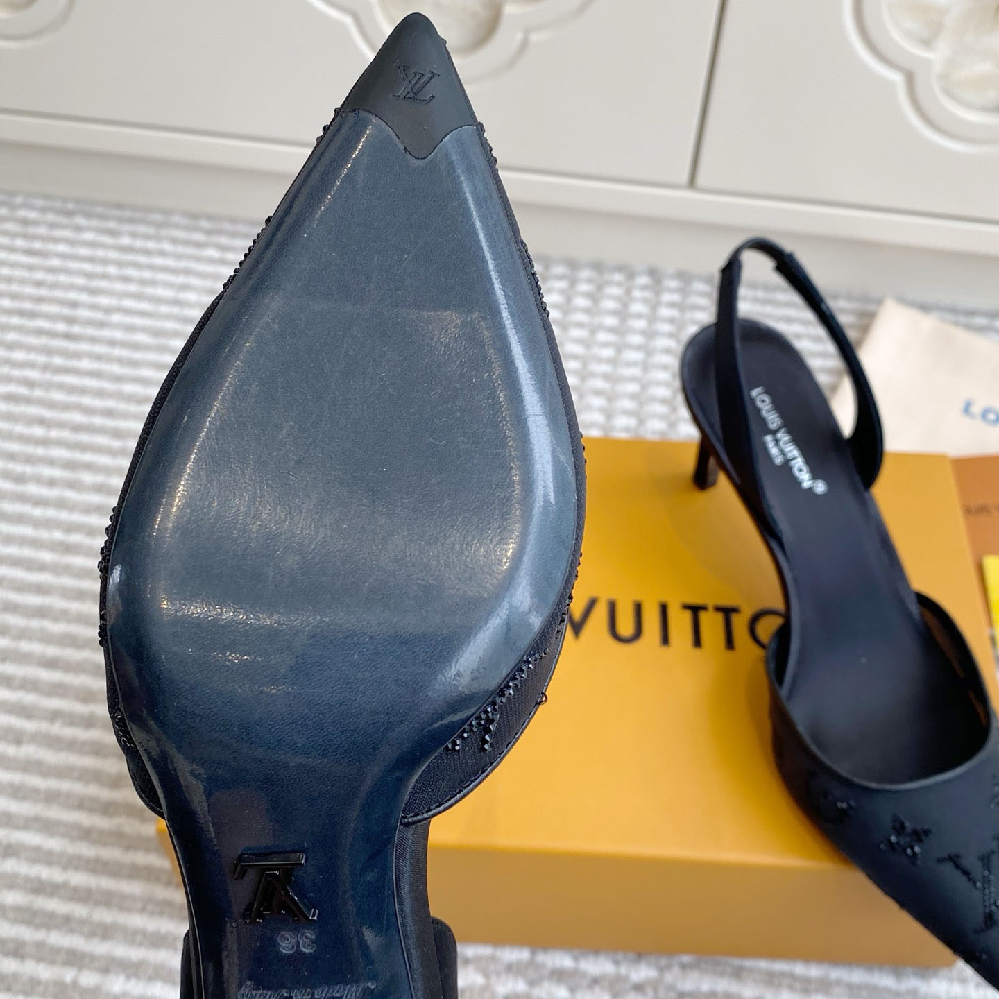 Louis Vuitton Gala Slingback Pump 1AJMZS - DesignerGu