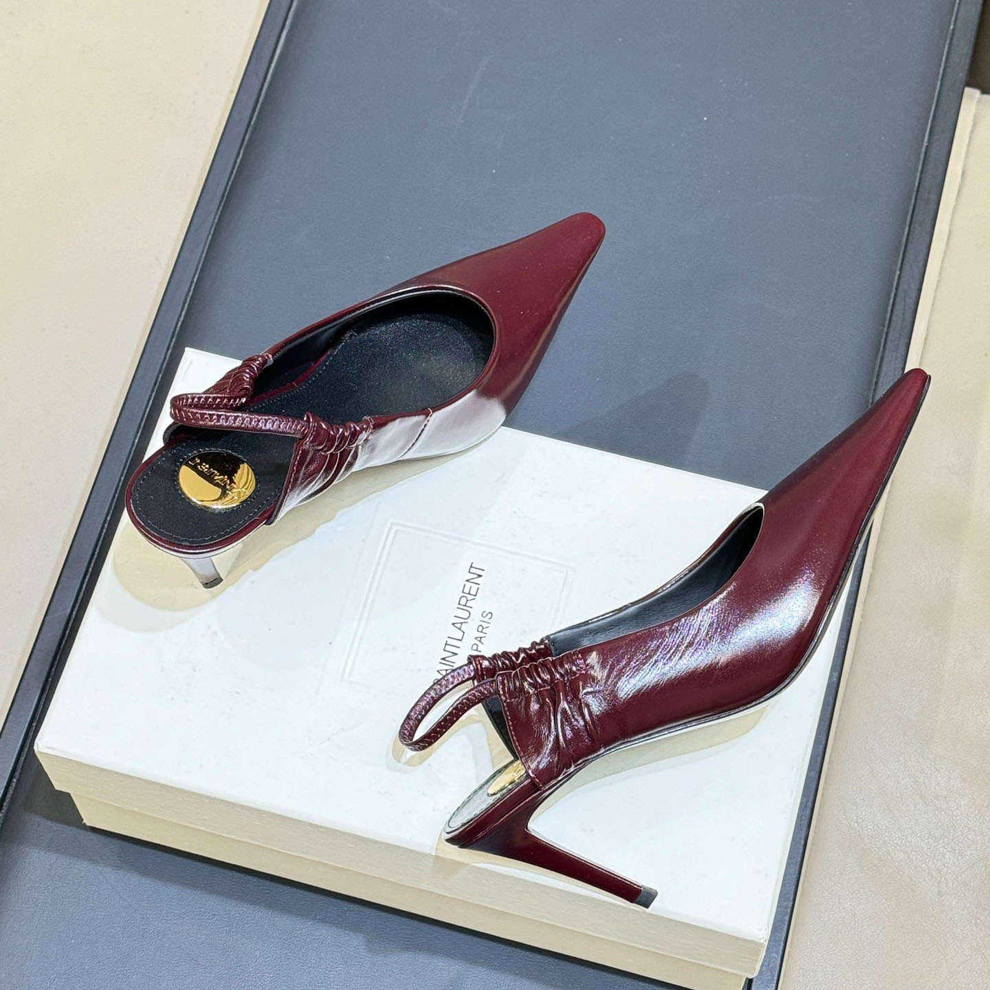 Saint Laurent ANNE-MARIE Slingback Pumps In Smooth Leather - DesignerGu