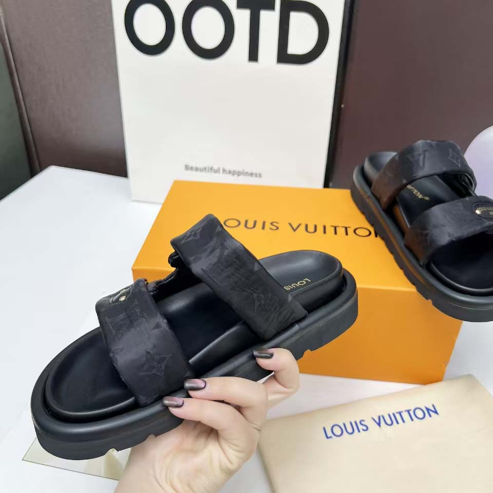 Louis Vuitton Pool Pillow Comfort Mule   1AHNQS - DesignerGu