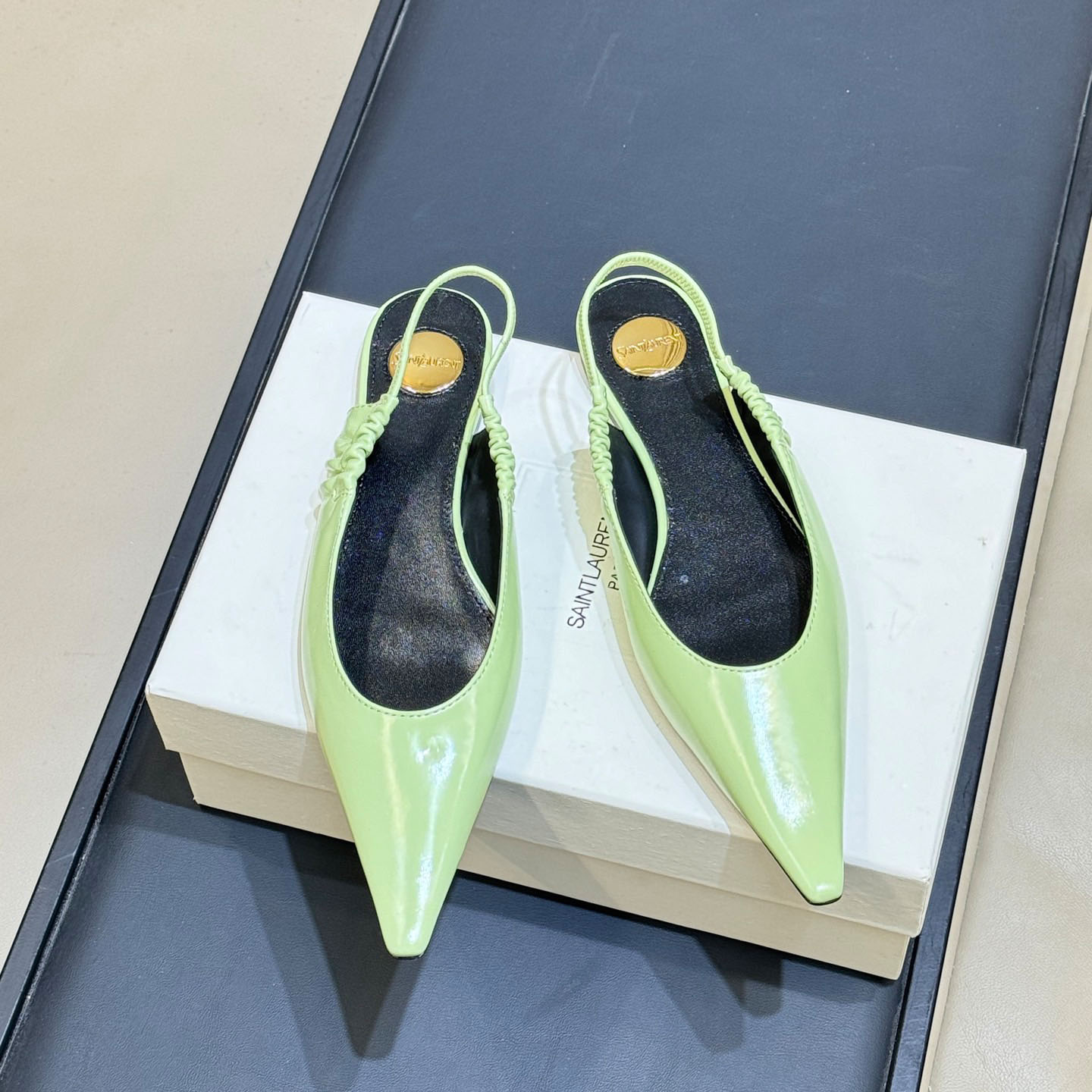 Saint Laurent ANNE-MARIE Slingback Pumps In Smooth Leather - DesignerGu