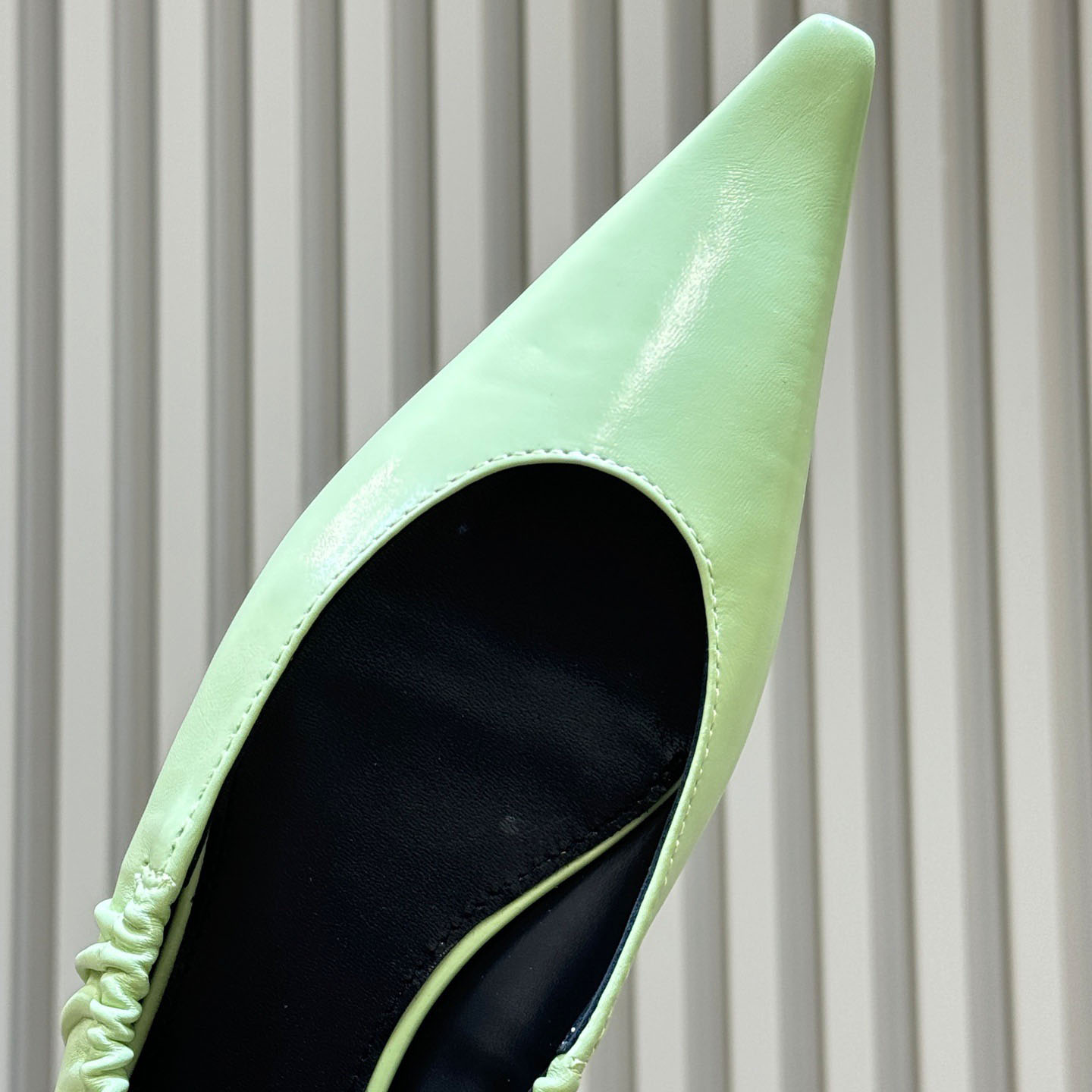 Saint Laurent ANNE-MARIE Slingback Pumps In Smooth Leather - DesignerGu